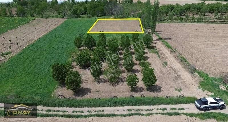 Onay Gayrimenkul' Den Satılık Bahçe 1050m2