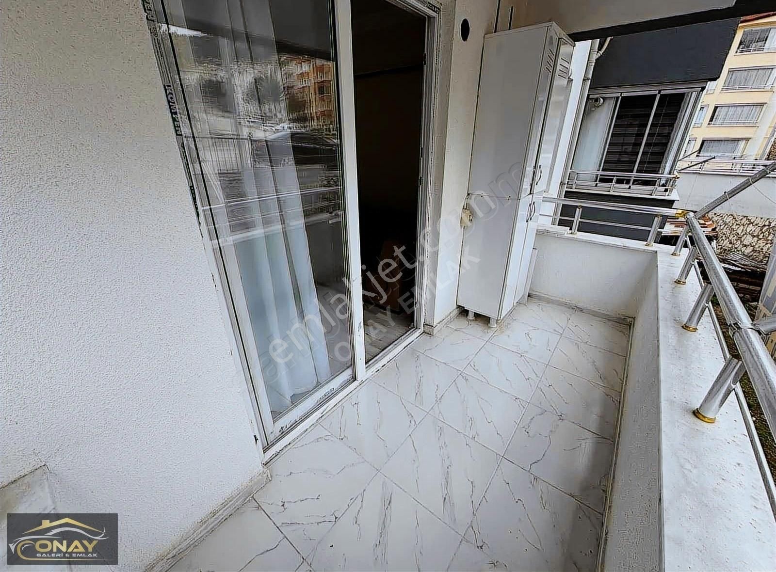 Onay Gayrimenkul' Den Satılık 2+0 Eşyalı Daire Daire