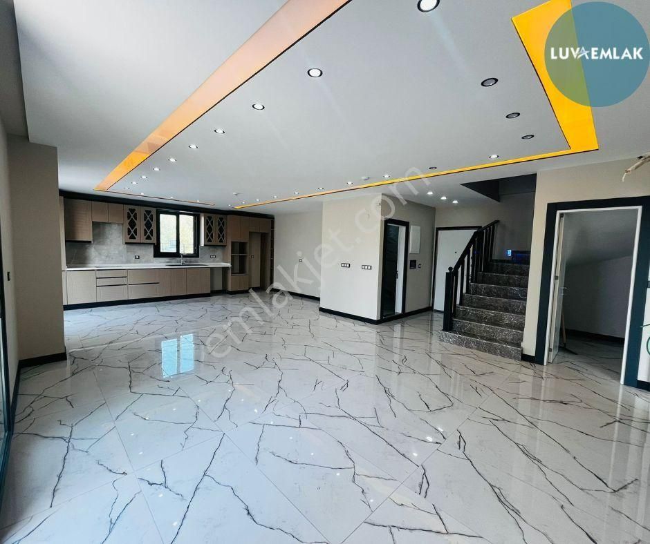 Didim Akbük'te Doğayla İç İçe, Deniz Manzaralı, Akıllı Ev Sistemli, Tam Müstakil Satılık 5+1 Villa - Görsel 6