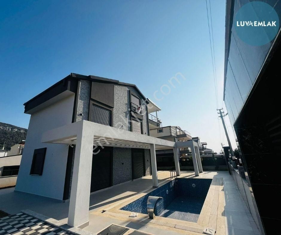 Didim Akbük'te Doğayla İç İçe, Deniz Manzaralı, Akıllı Ev Sistemli, Tam Müstakil Satılık 5+1 Villa - Görsel 3