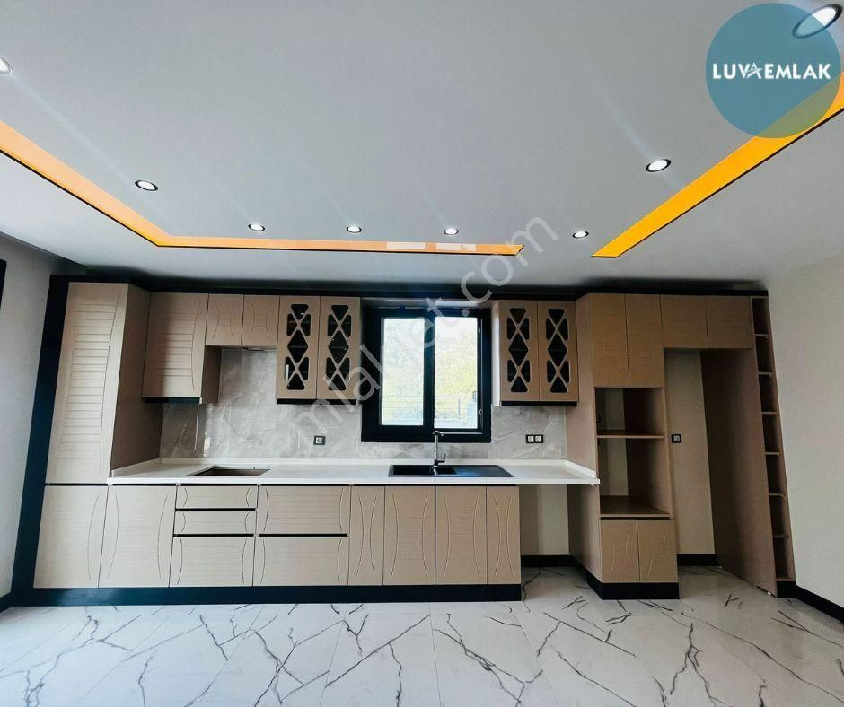 Didim Akbük'te Doğayla İç İçe, Deniz Manzaralı, Akıllı Ev Sistemli, Tam Müstakil Satılık 5+1 Villa - Görsel 8