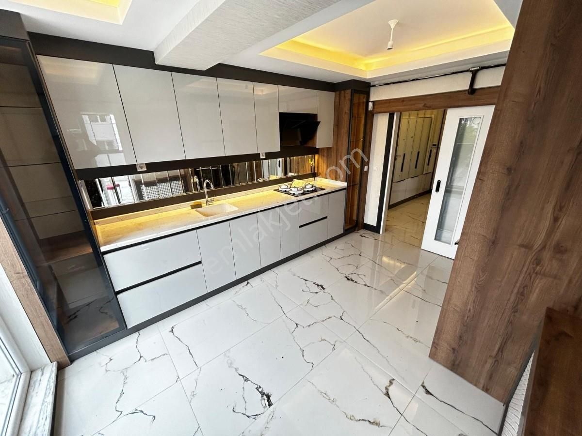 Yenikent 29 Ekim Mh 3+1 Ara Kat Depolu Şık Tasarımlı Sıfır Daire