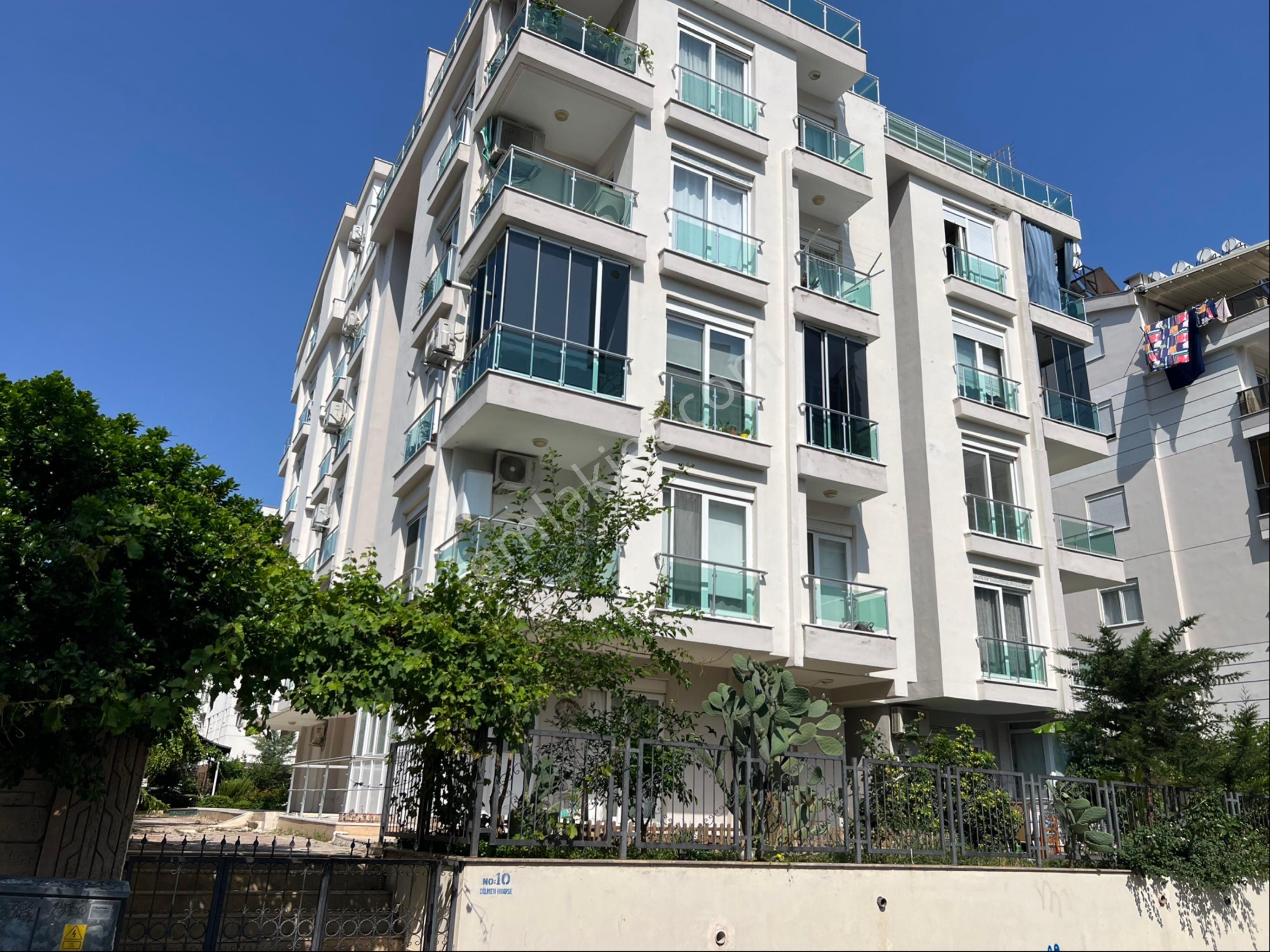 Antalya Konyaaltı Katta Yeni Boyalı 1+1 Full Eşyalı Kiralık Daire