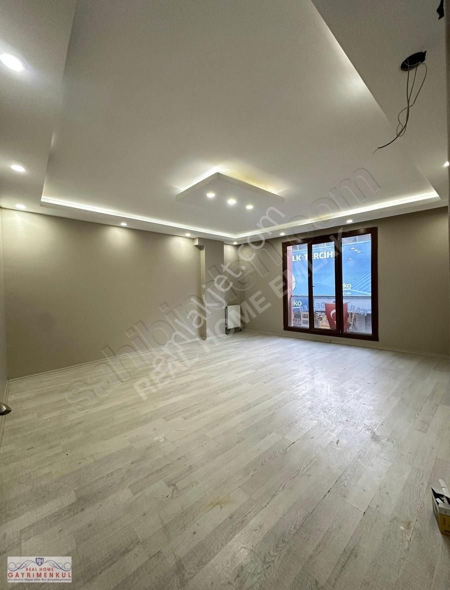 Bezirganbahçe'de 2+1 Satılık 115 M2 1.kat Cadde Üzeri Daire !!