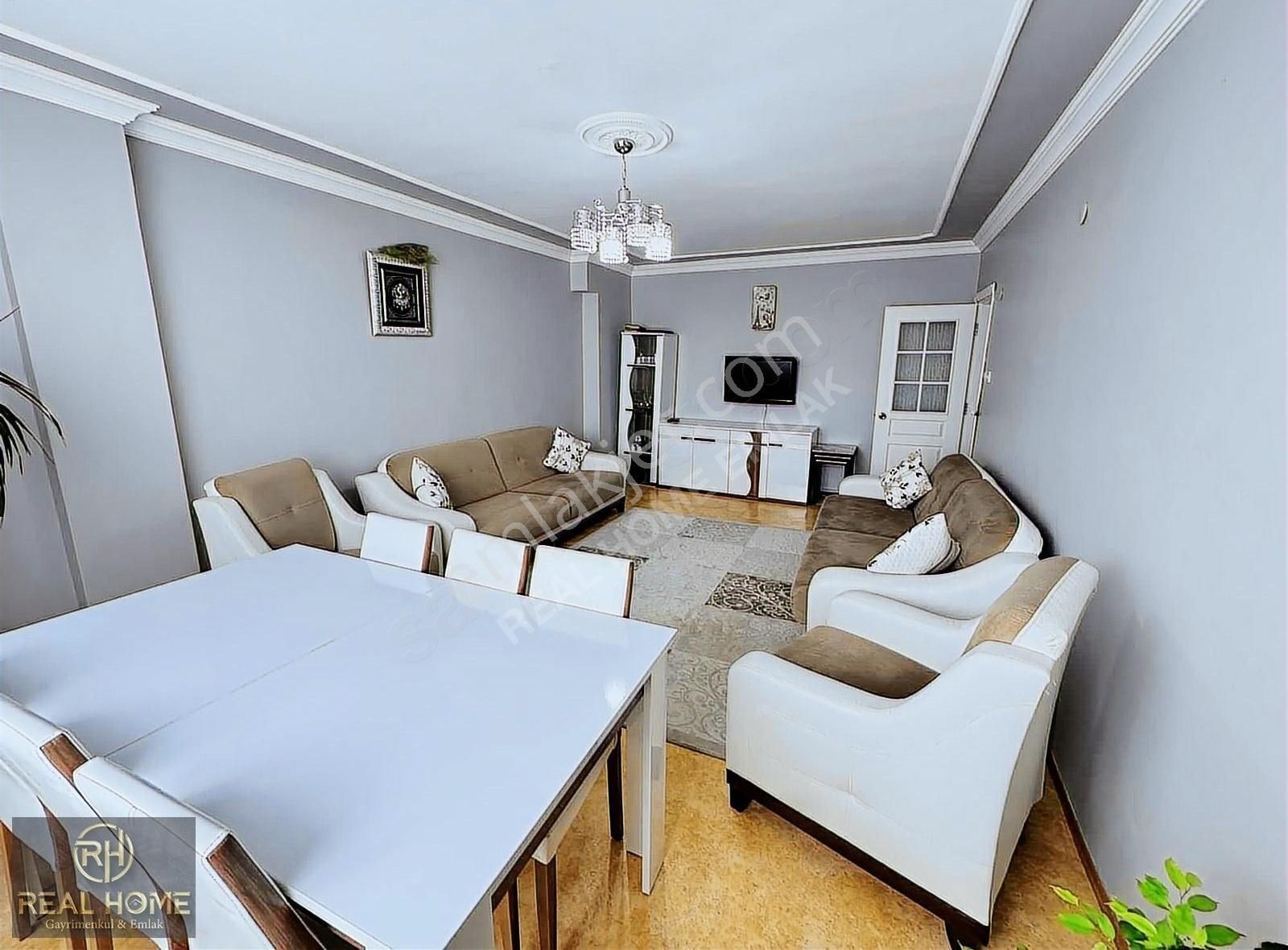 Bezirganbahçe 2+1 Satılık 135 M2 4.kat Cadde Üzeri Krediye Uygun