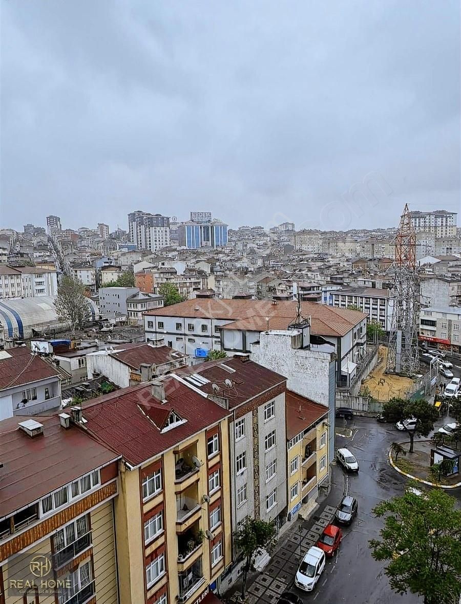 Real Home'dan Güneşli Homes'te 3+1 Satılık 7.kat 160 M2 Daire