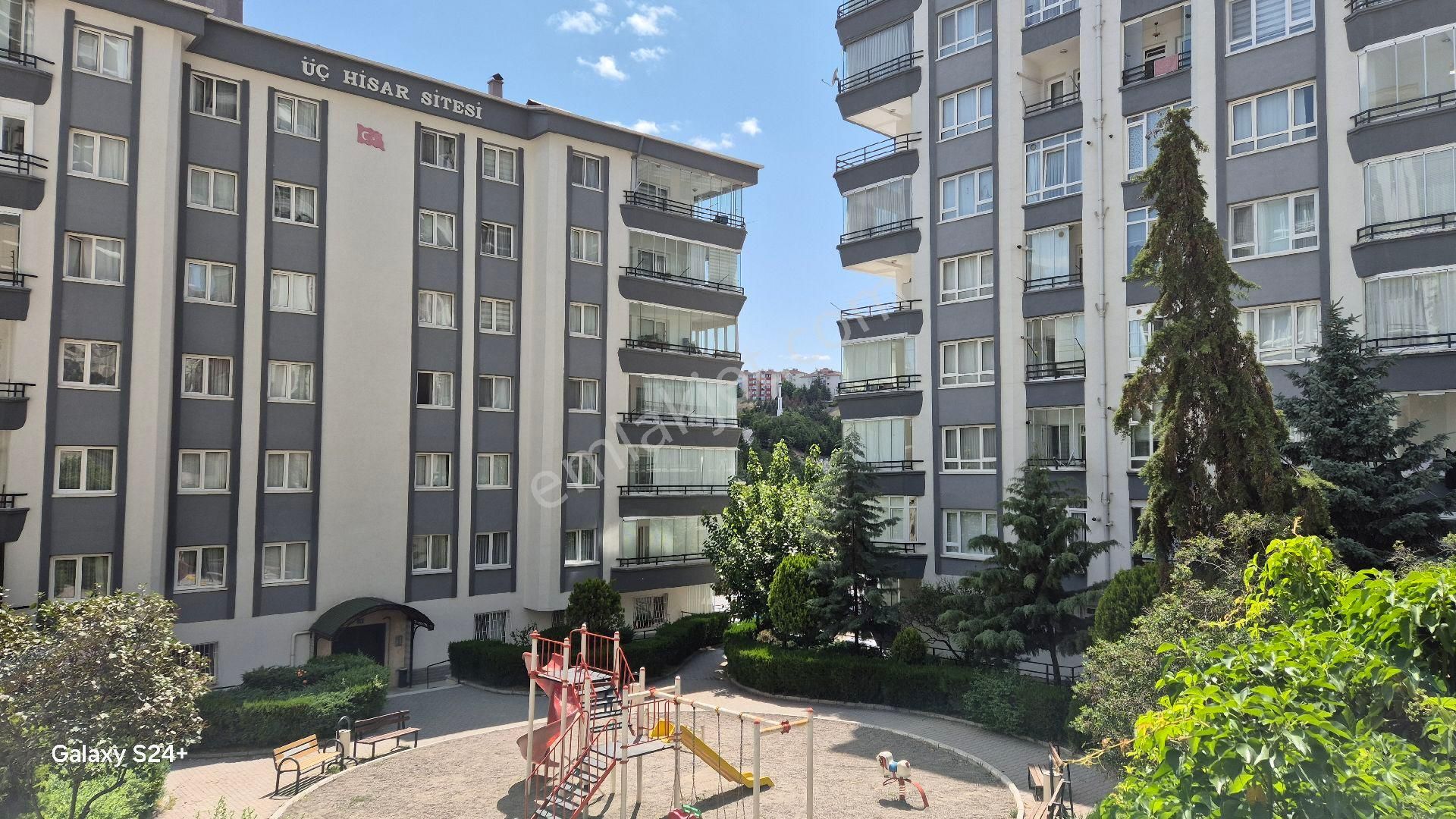 Pursaklarda Site İçinde Satılık Daire