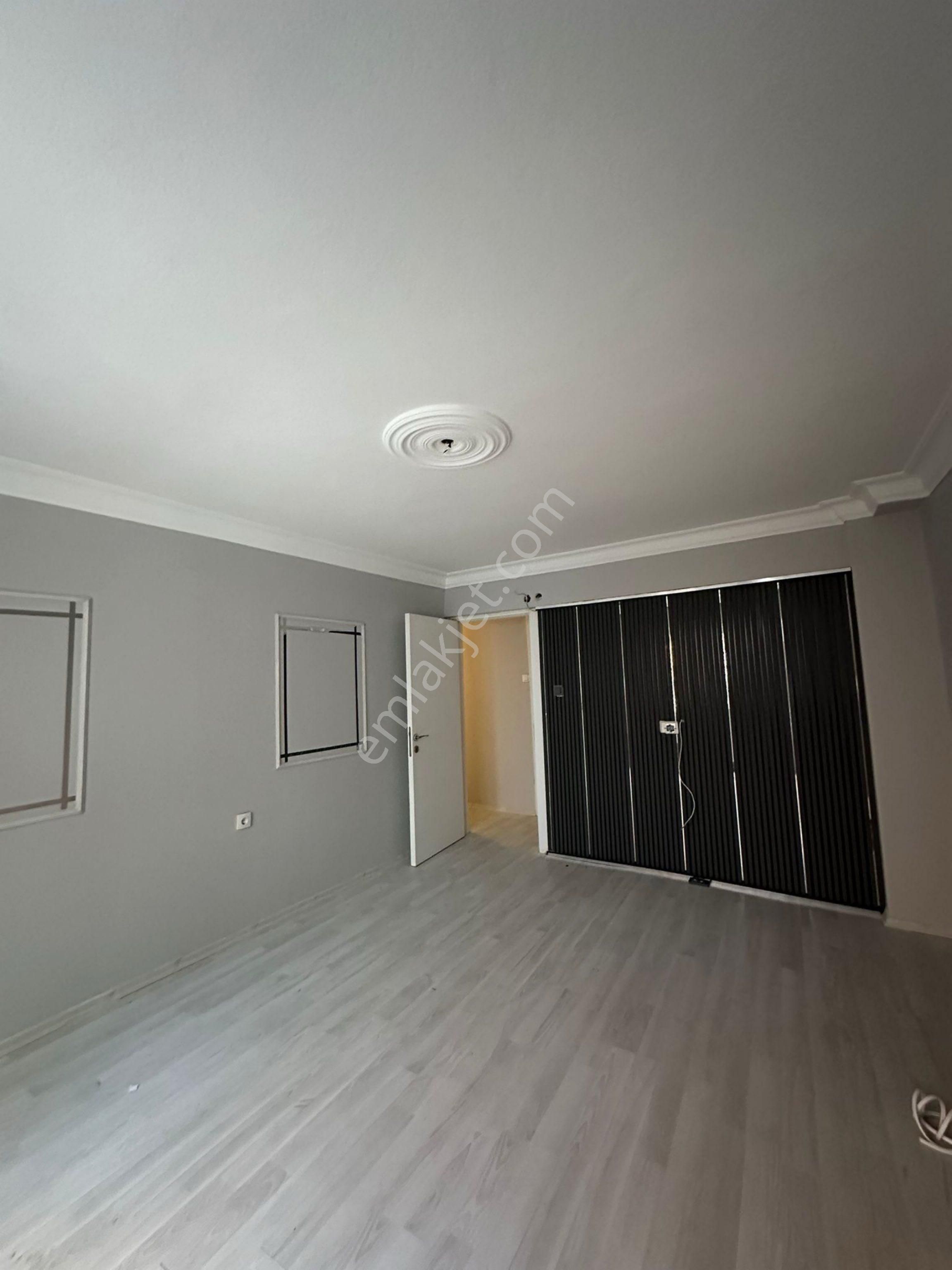 Akalından Eski İzmir Caddeyakını Full Tadilatlı 2+1 80 M2 Satılık Daire