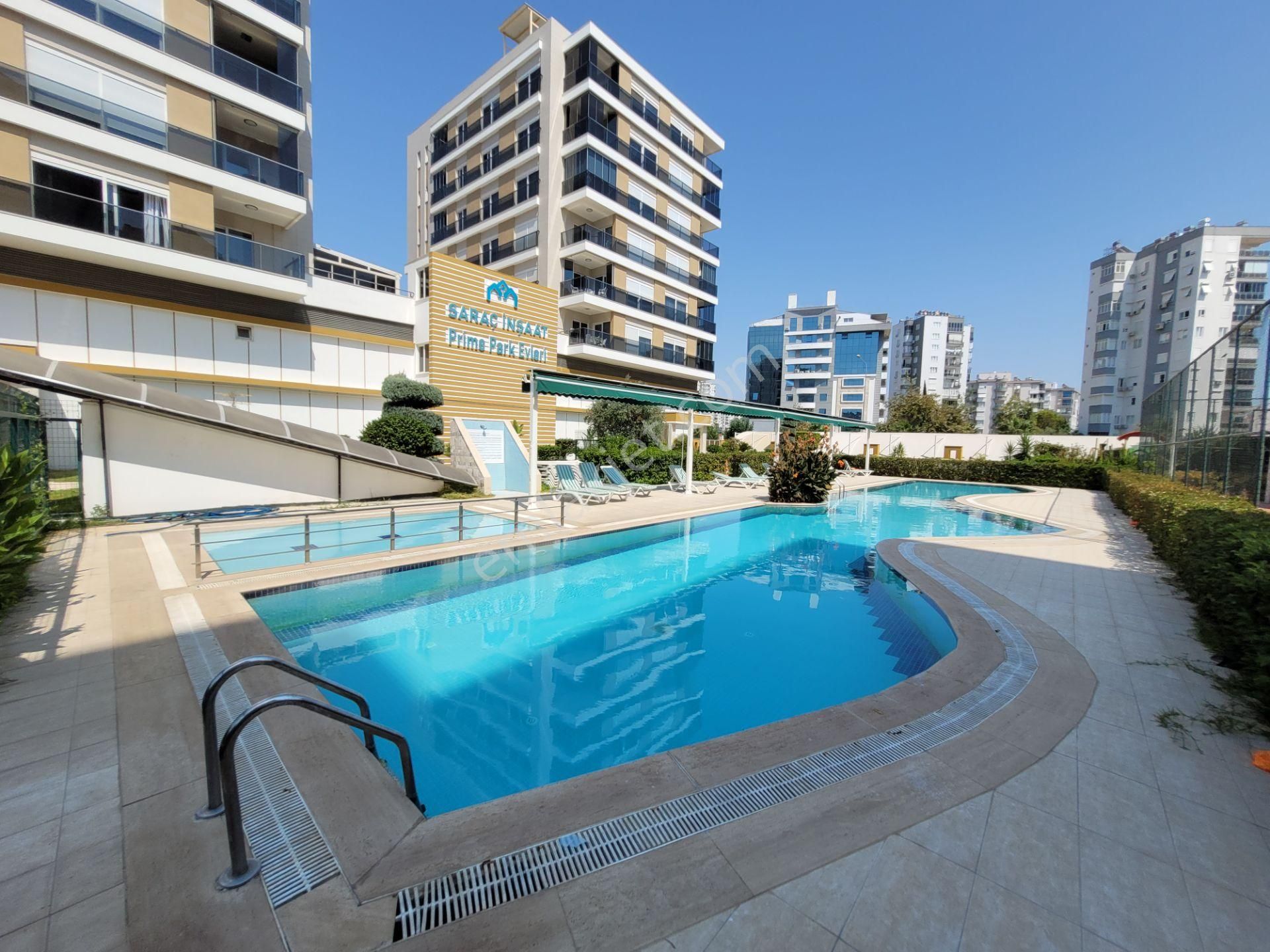 Çağlayan'da Prime Park Evlerinde 2+1 Doğalgazlı Giriş Katı