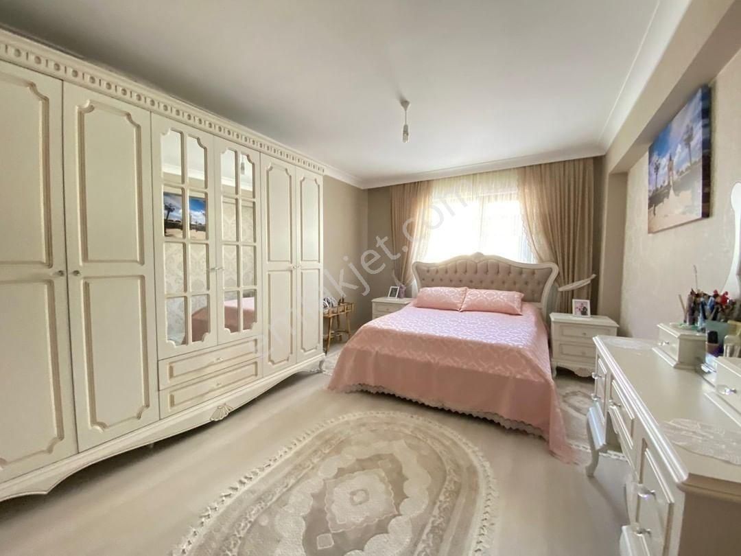 Dairenin Sahibinden Kiralıktır Eşyalar Çıkacak Eşyasiz Kiraya Verilecektir