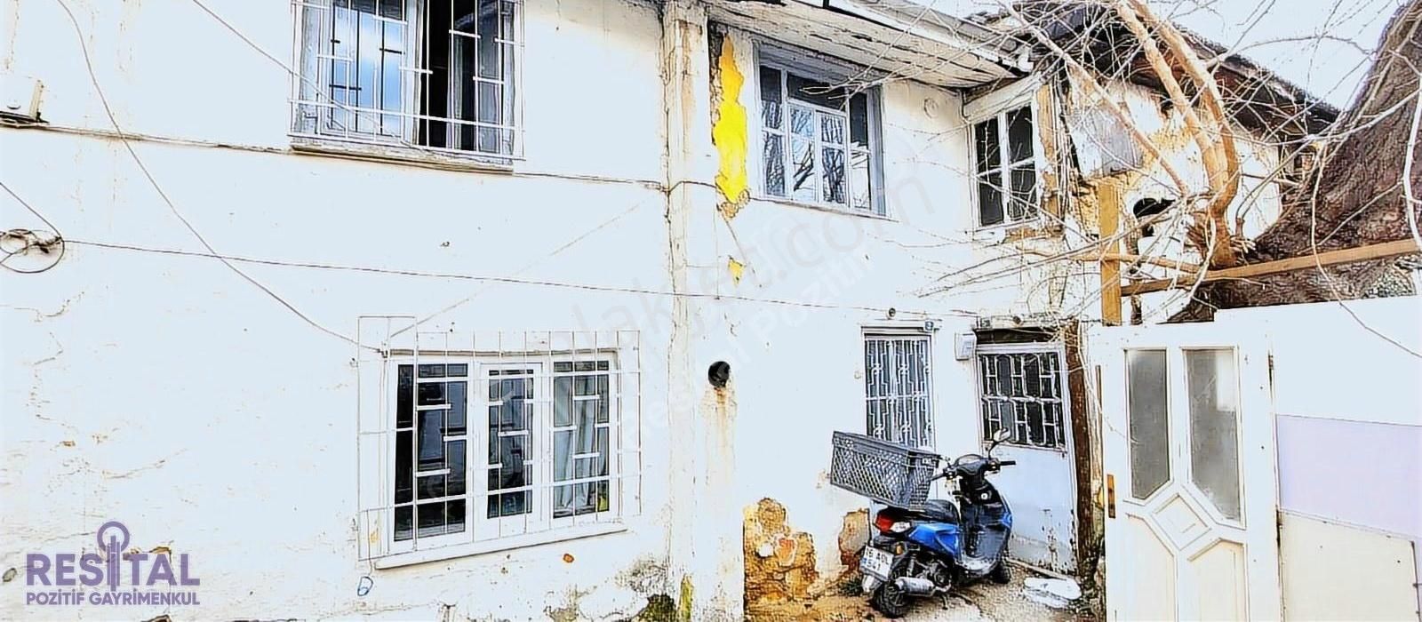 Muradiye Kocanaip Mahallesinde Satılık Müstakil Ev