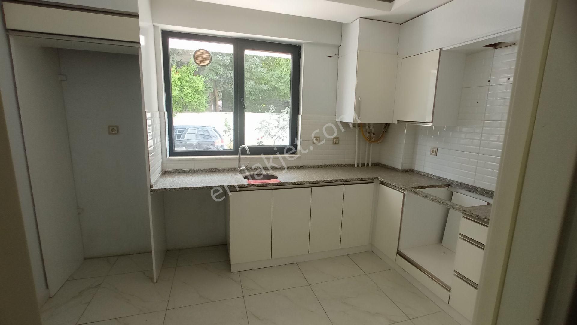 Tokat Erbaa Gazi Paşa Mah Ptt Altı 3+1-140 M2 7 Yaş Daire