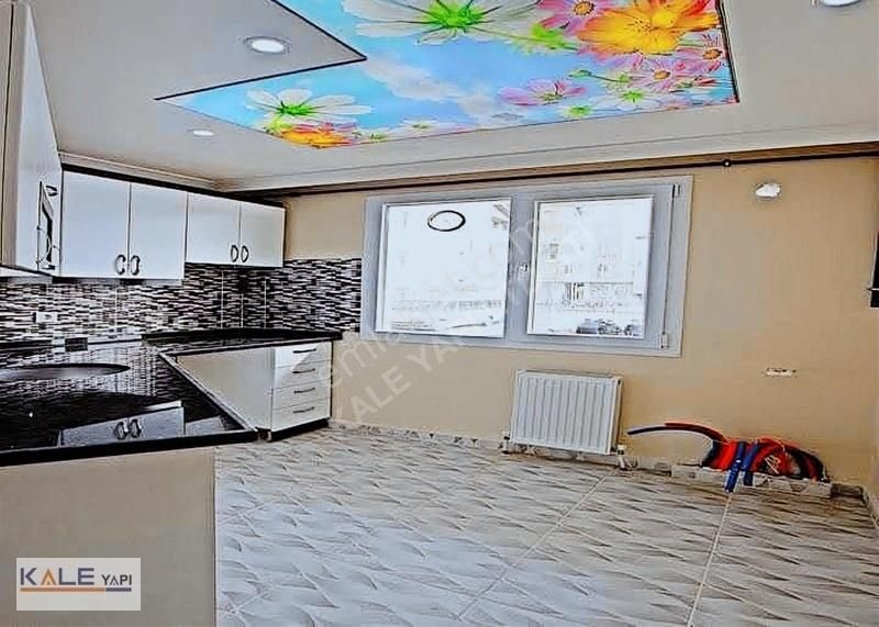 Bahçeşehir Konumunda Satılık 2+1 Tek Daire Üzerine