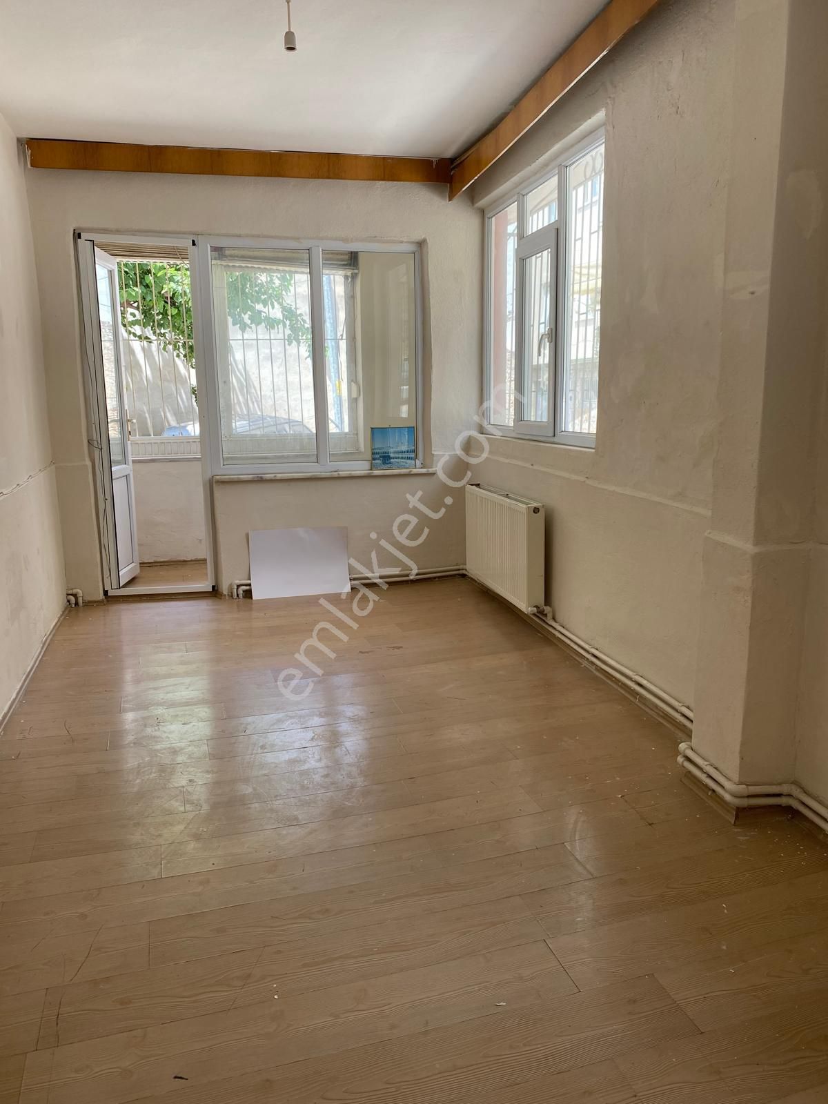 Kayhan Mahallesinde Kiralık Daire Enes Emlaktan