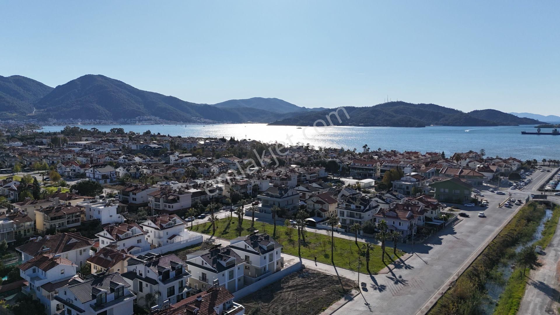 Goldhouse Dan Satılık Villa Akarca Da Sahile Yakın Tripleks 5+1 - Görsel 14