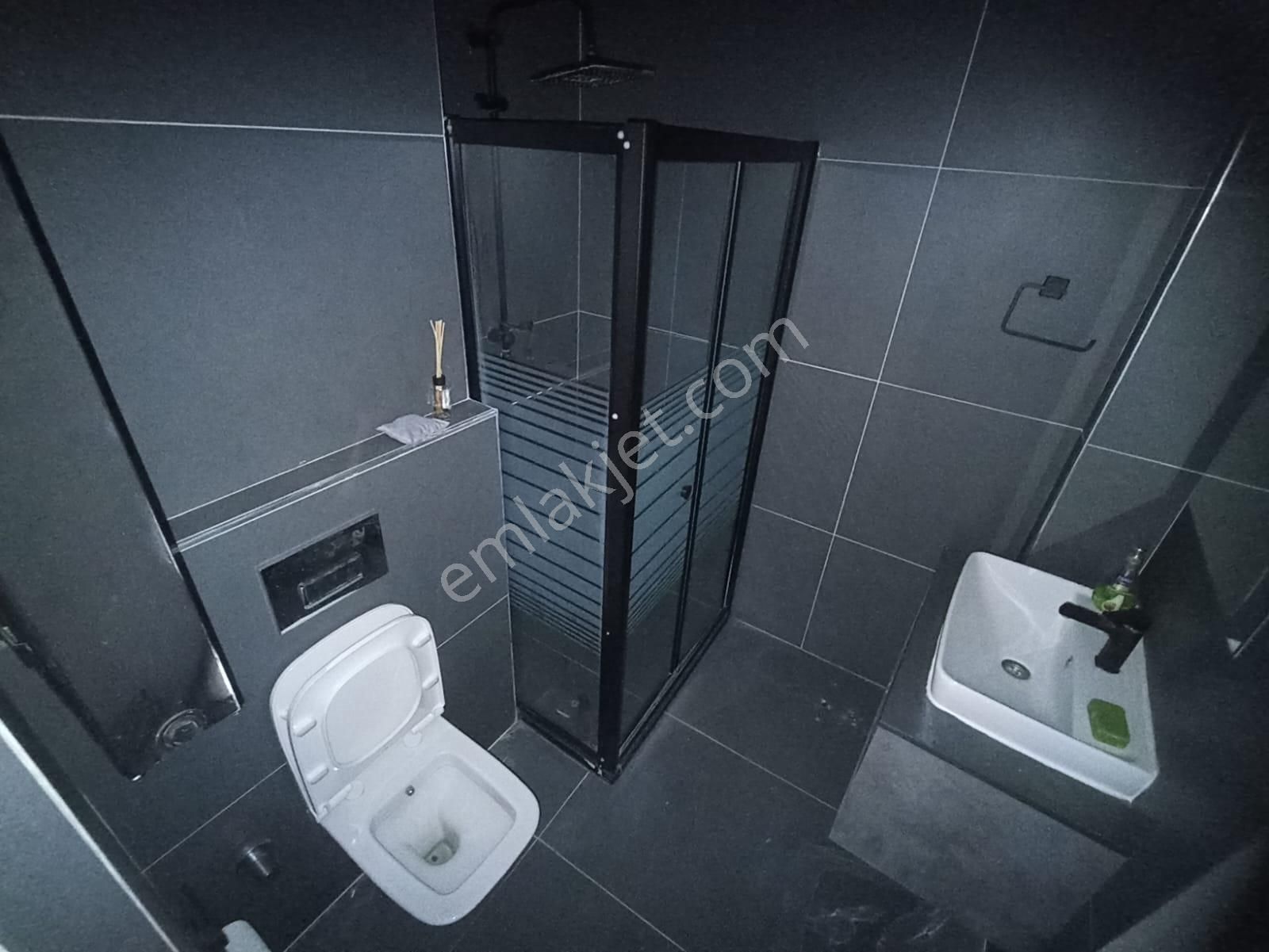 Sezgin Aslan'dan Yenidoğan Mahallesi 2+1 Kiralık Daire
