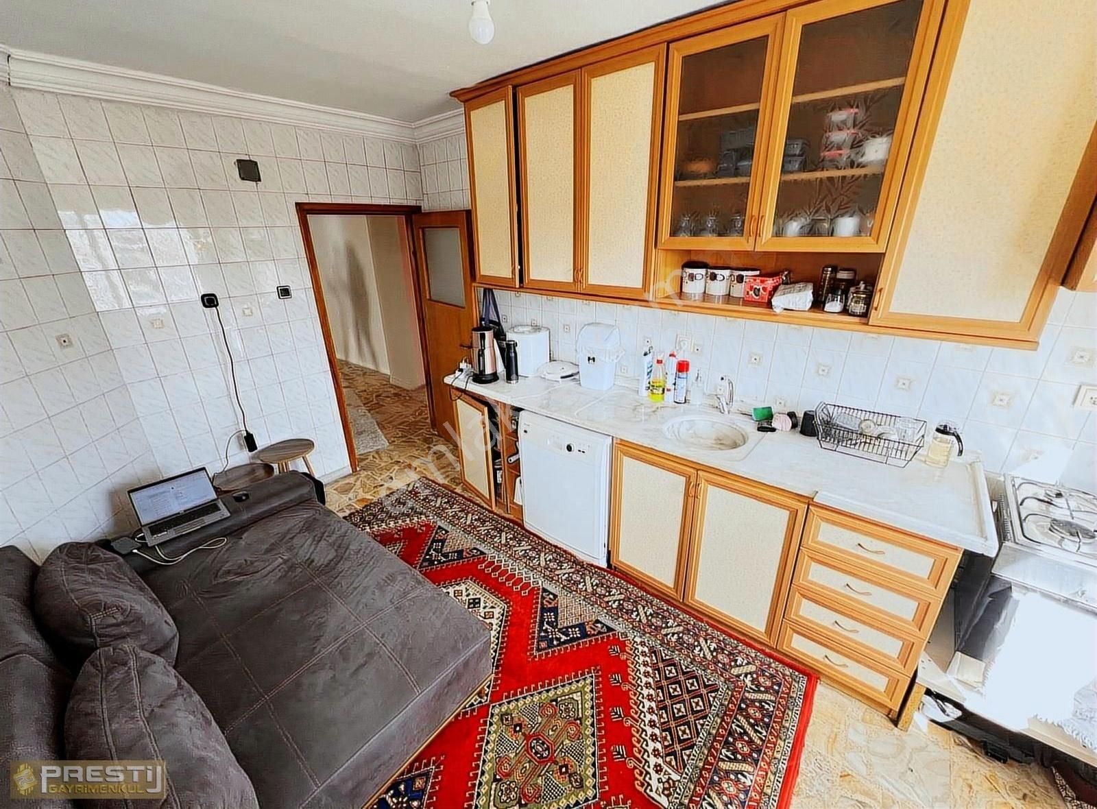 Prestij'den Cumhuriyet'te Geniş Oturumlu 3+1 Daire - Görsel 30