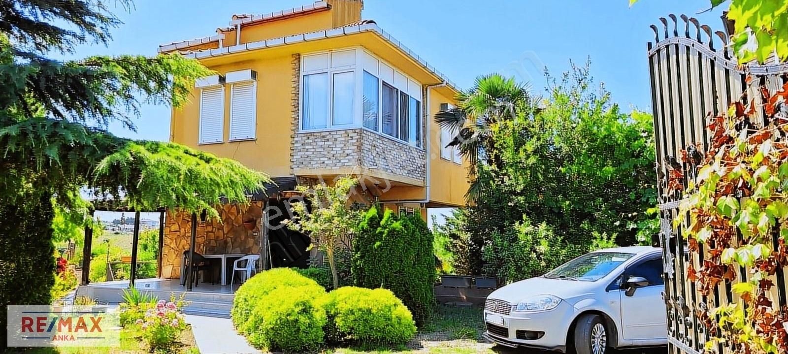 Remax Anka'dan Akçakese Kapanmaz Deniz Manzaralı Satılık Villa