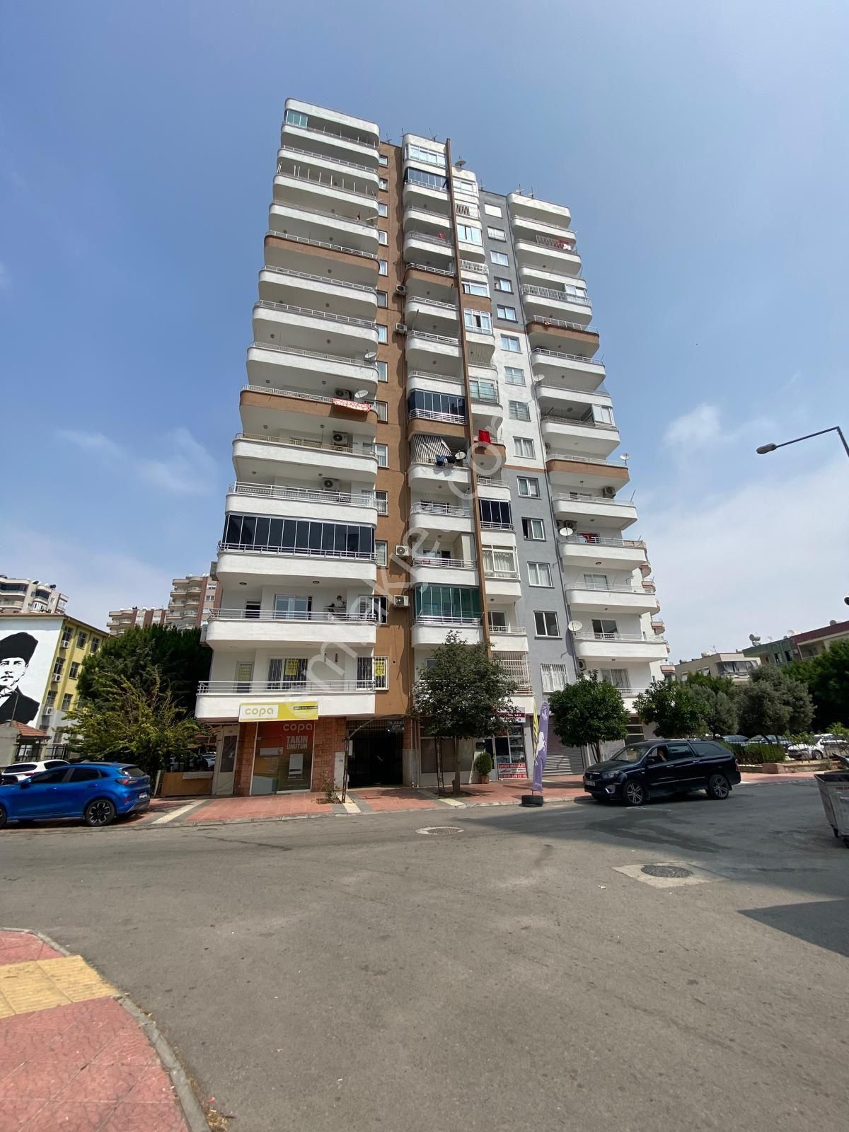 Mountain Gayrimenkul'den Forum Civarında Bağımsız 3+1