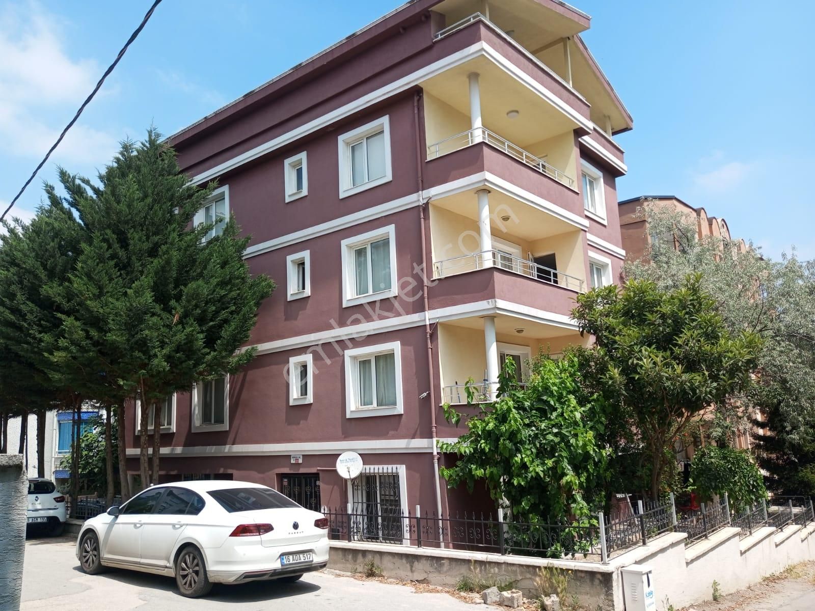 Asker Emlak'tan Konak Mah Kiralık 3+1 130m2 Bahçe Kat Daire