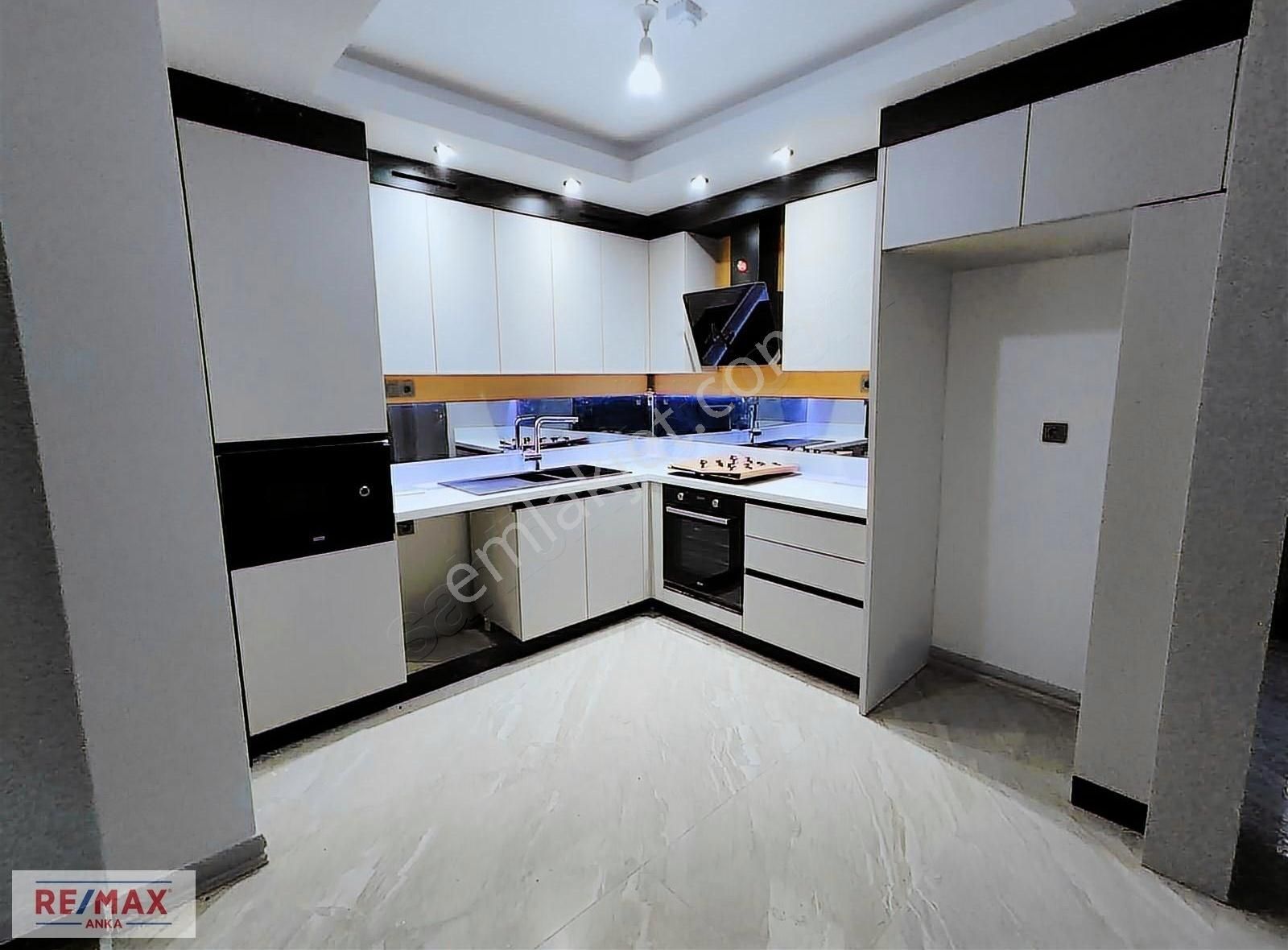 Remax Anka'dan Lanse'de A+ Müstakil Satılık 4+1 Dubleks Villa - Görsel 32