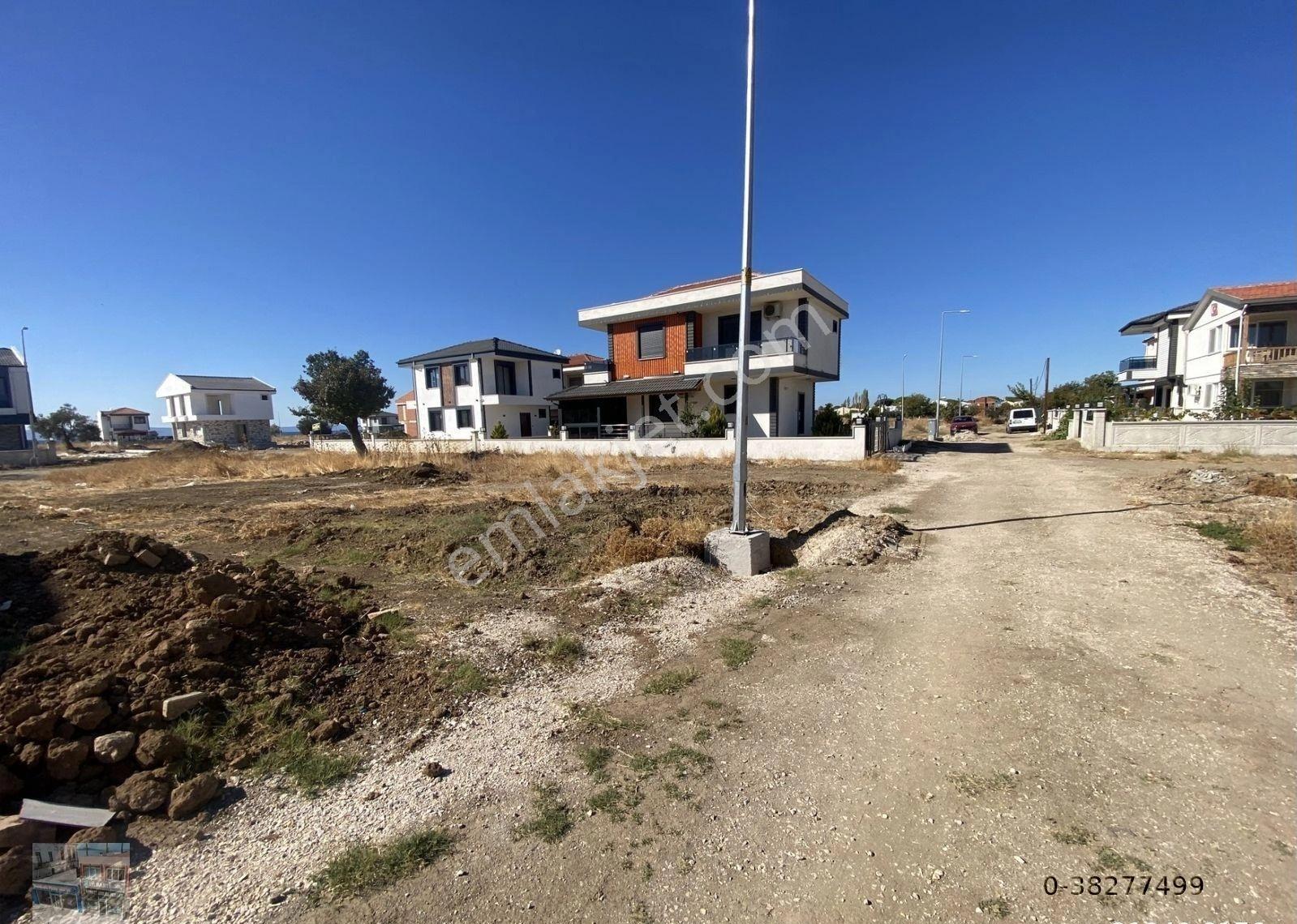 Ayvalık Altınova Da Satılık 209 Metre Kare Villa İmarlı Arsa. - Görsel 3