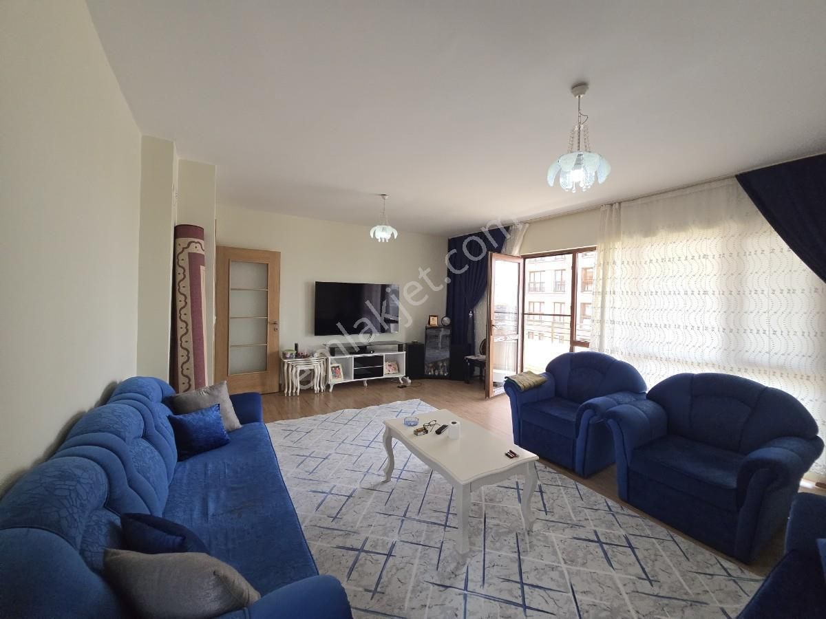 Çöl Güzeli Tokilerinde Kiralık Eşyalı 3+1 Daire - Görsel 26