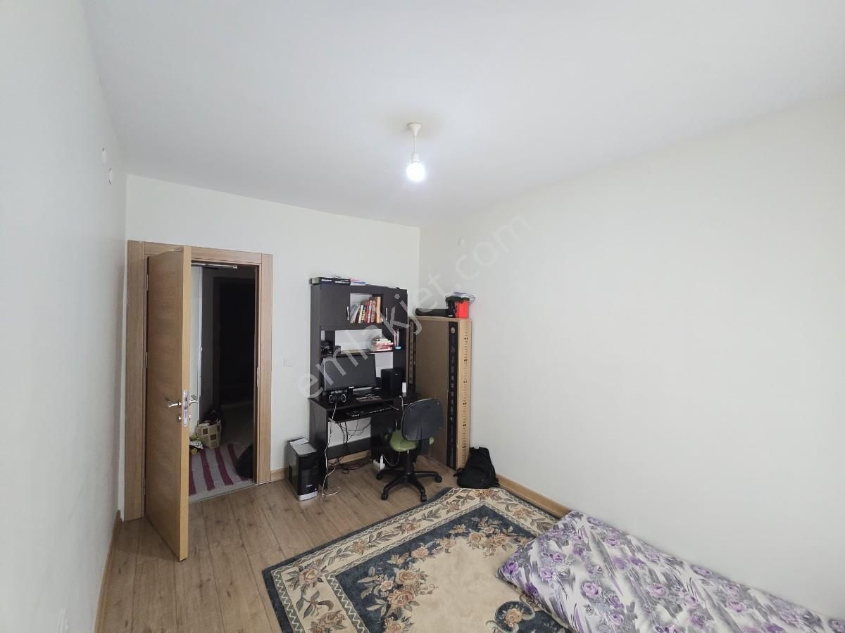 Çöl Güzeli Tokilerinde Kiralık Eşyalı 3+1 Daire - Görsel 4