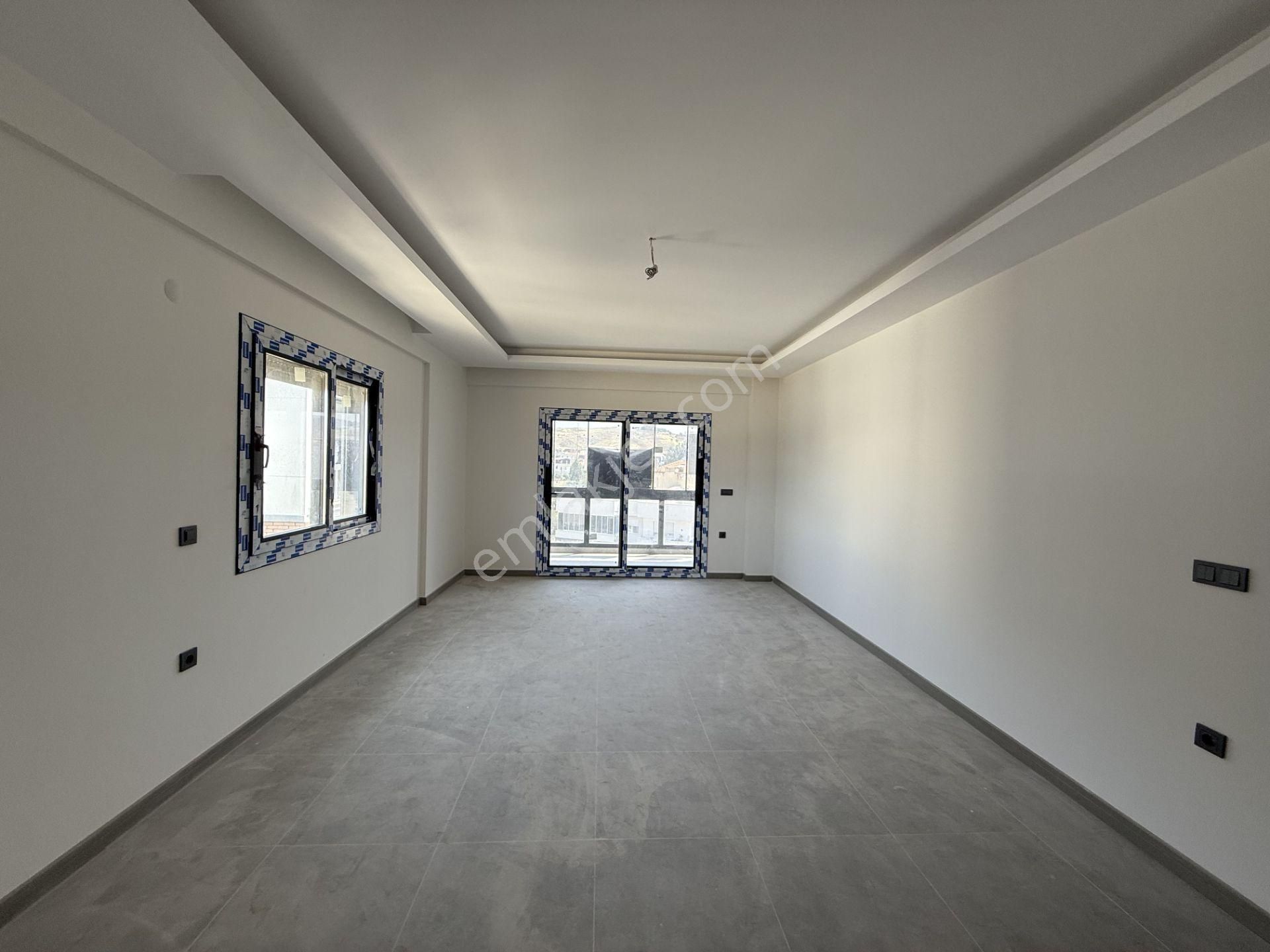 Seferihisar’da Sosyal Donatılı, Kapalı Mutfaklı, Lüks 3+1 Daire