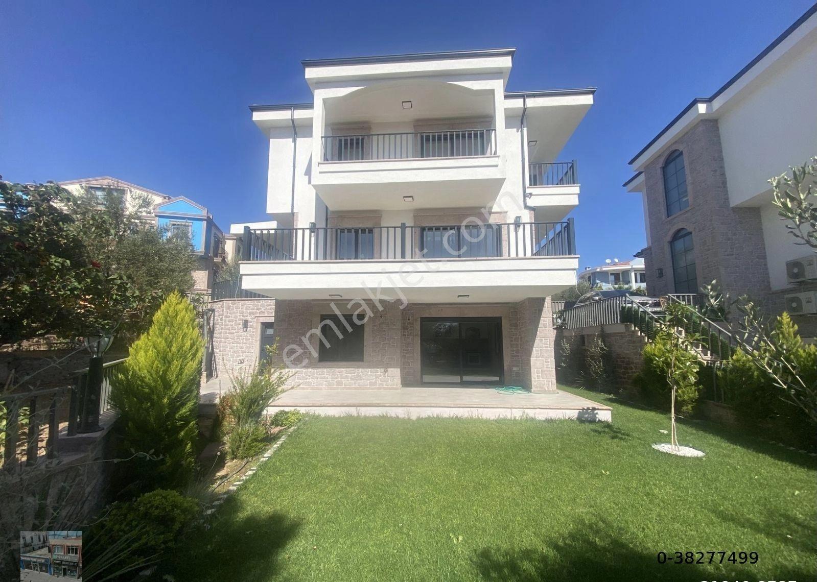 Balıkesir Ayvalık Cunda Da Satılık Muhtesem Villa.arsası:300 Metre Karedir - Görsel 9