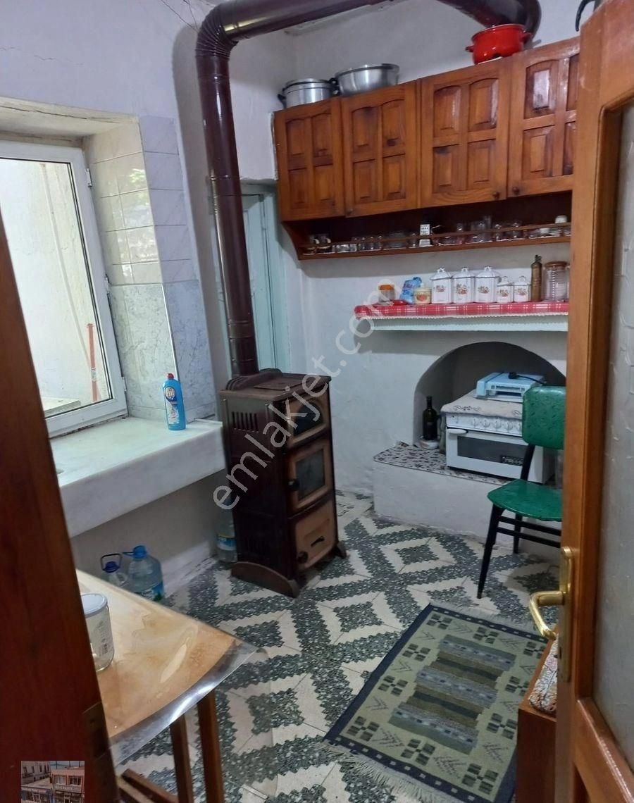 Balıkesir Ayvalık Cunda Da Satılık Mustakil Ev.tas Bina