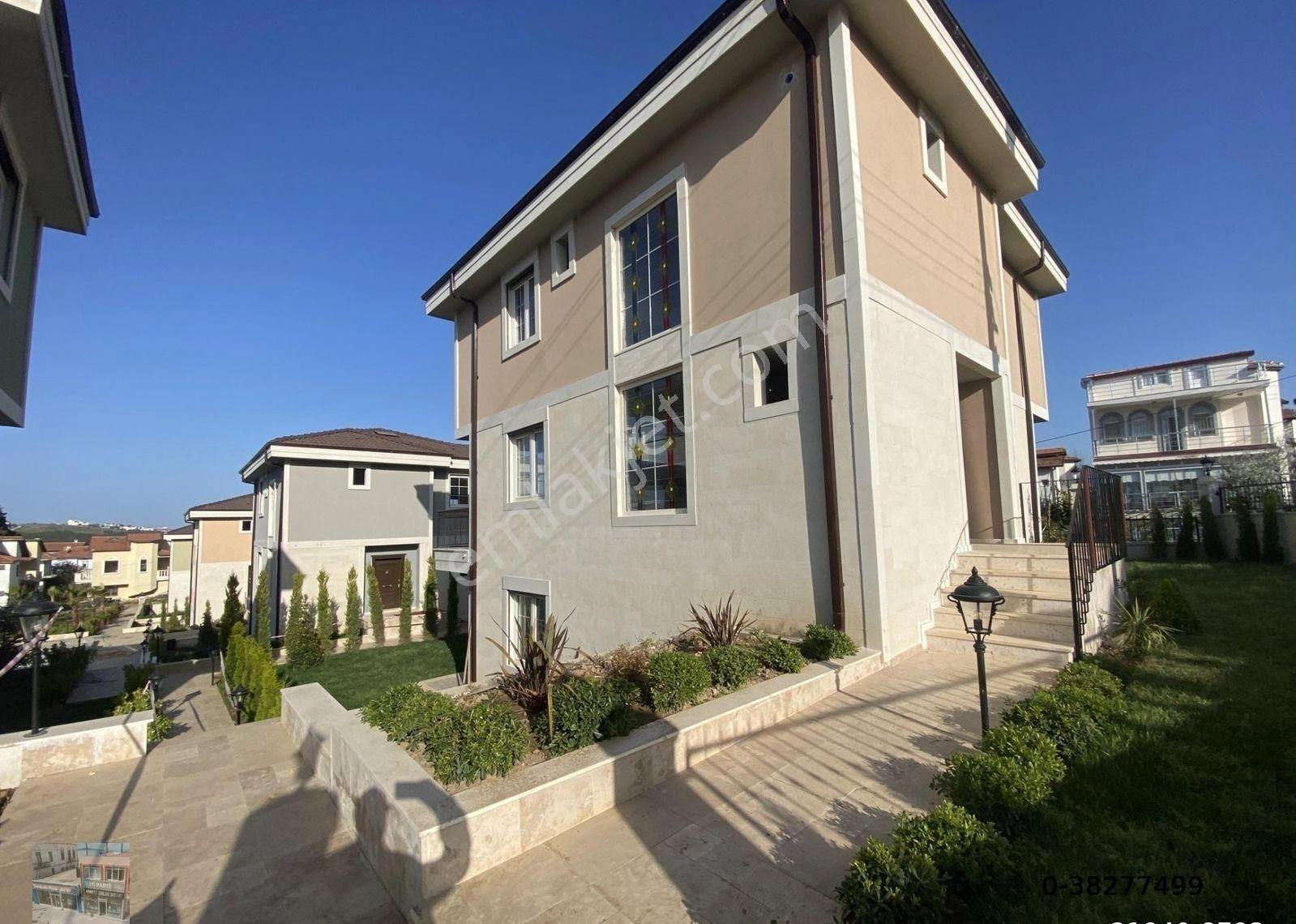 Balıkesir Ayvalık Cunda Da Satılık Denize Yakın Tripleks Villa - Görsel 10