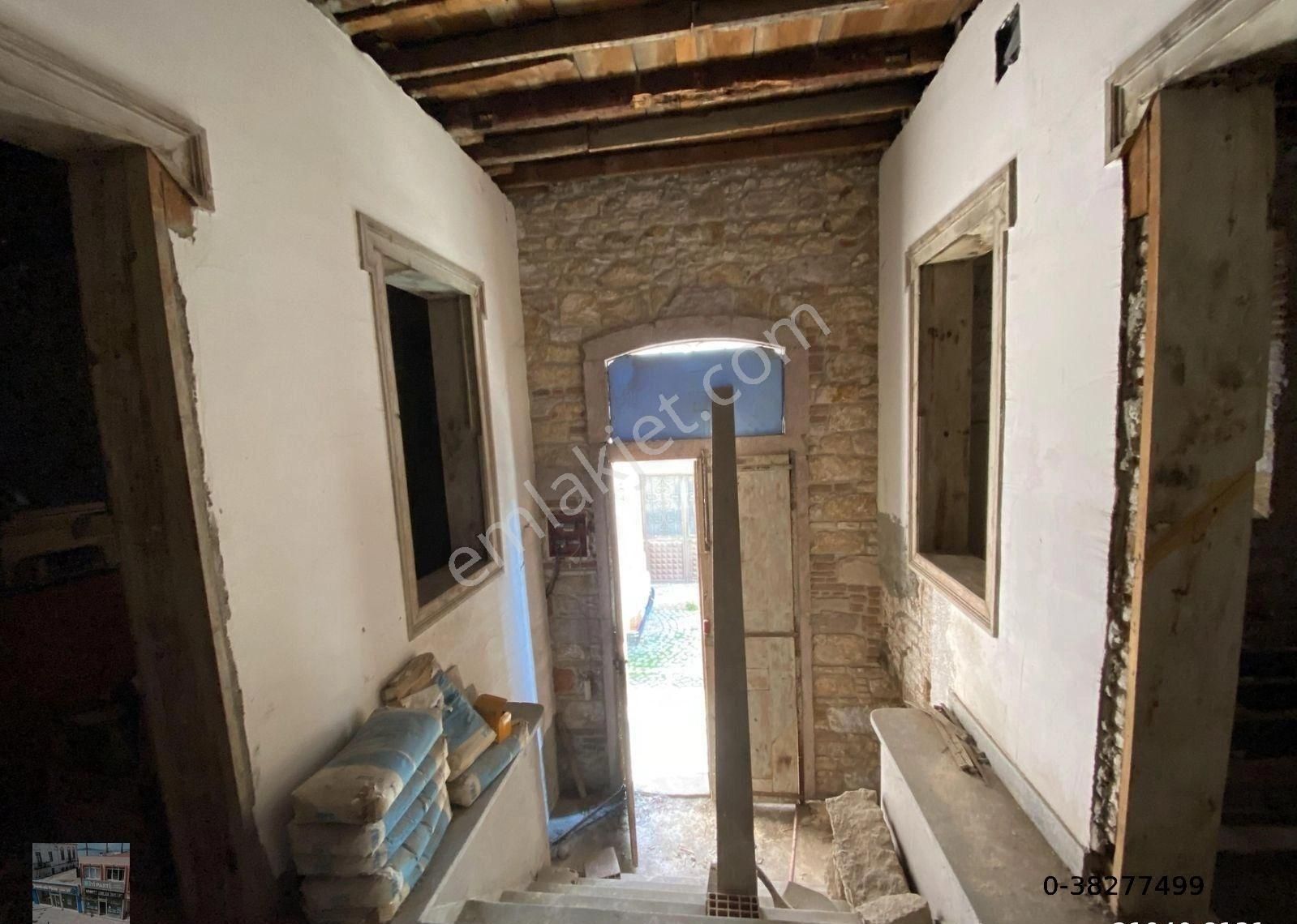 Ayvalık Ta Satılık Mustakil Ev.taş Bina. - Görsel 17