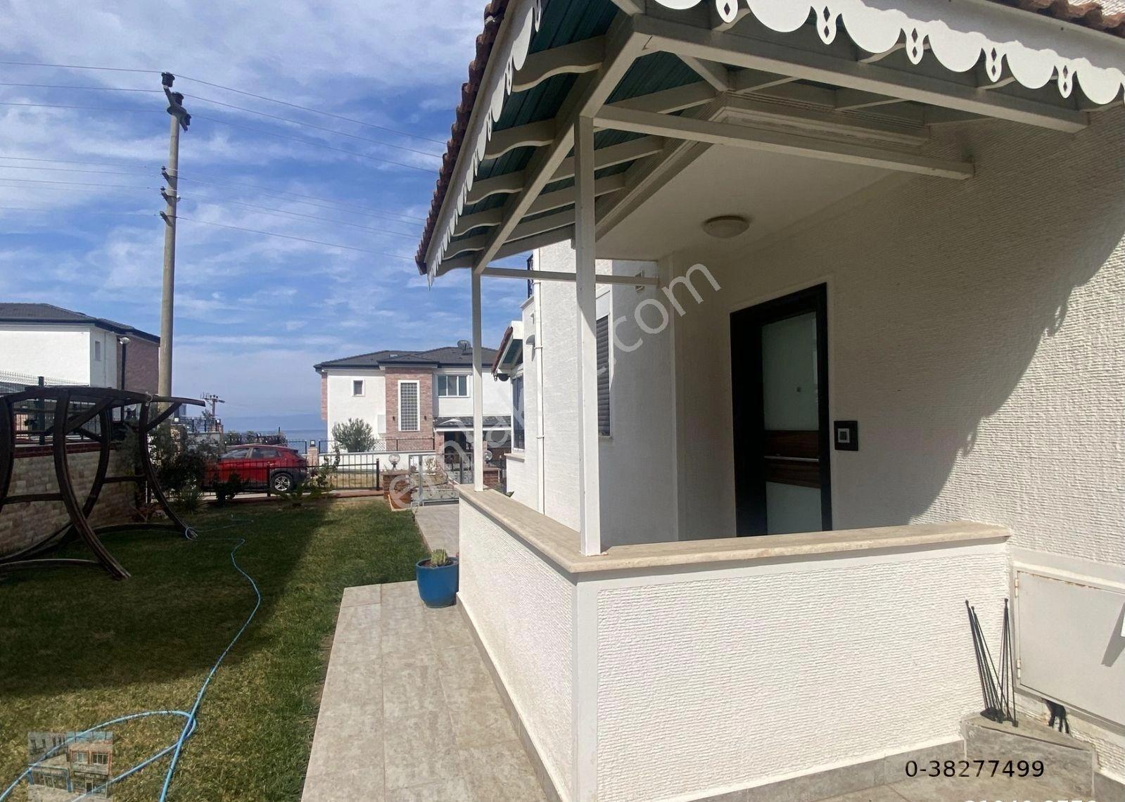 Ayvalık Ta Satılık Muhtesem Villa.denize 100 Metre Mesafede - Görsel 3