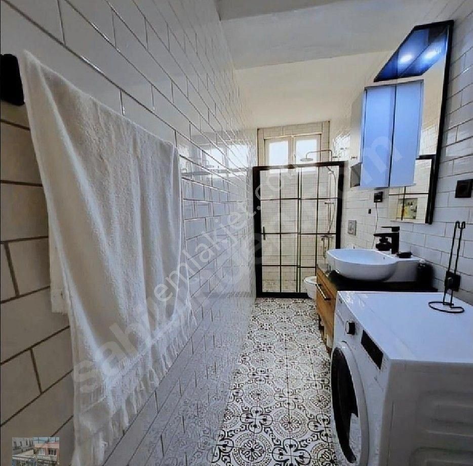 Balıkesir Ayvalık Camlık Ta Satılık Komple Bina - Görsel 6