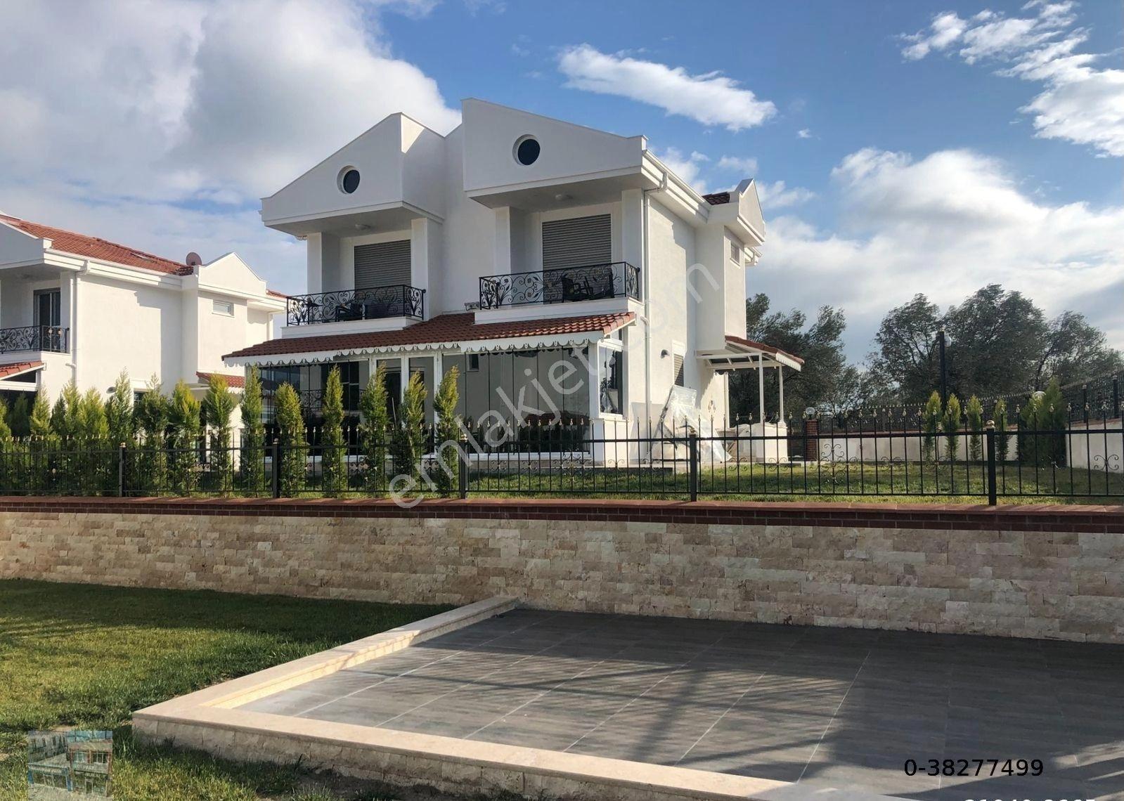 Balıkesir Ayvalık Ta Satılık Muhtesem Villa.denize 90 Metre Mesafede - Görsel 22
