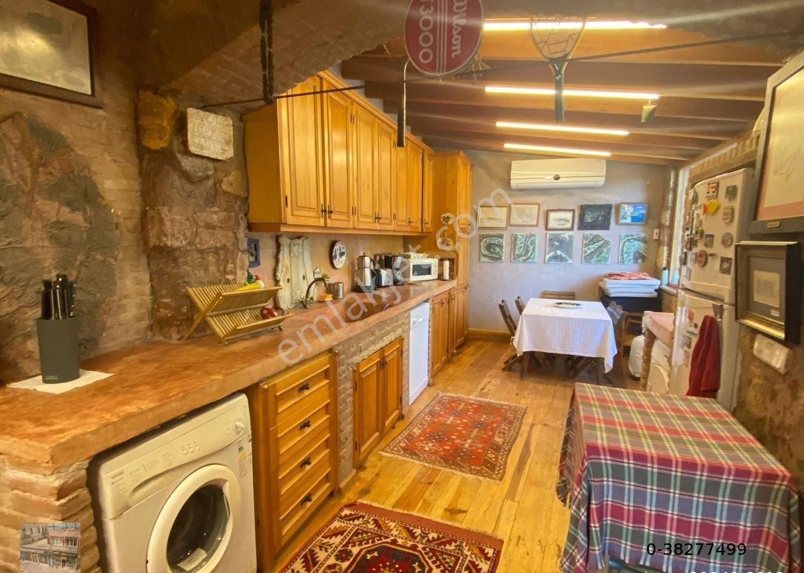 Balıkesir Ayvalık Cunda Da Satılık Mukemmel Taş Ev.geniş Bahceli - Görsel 22