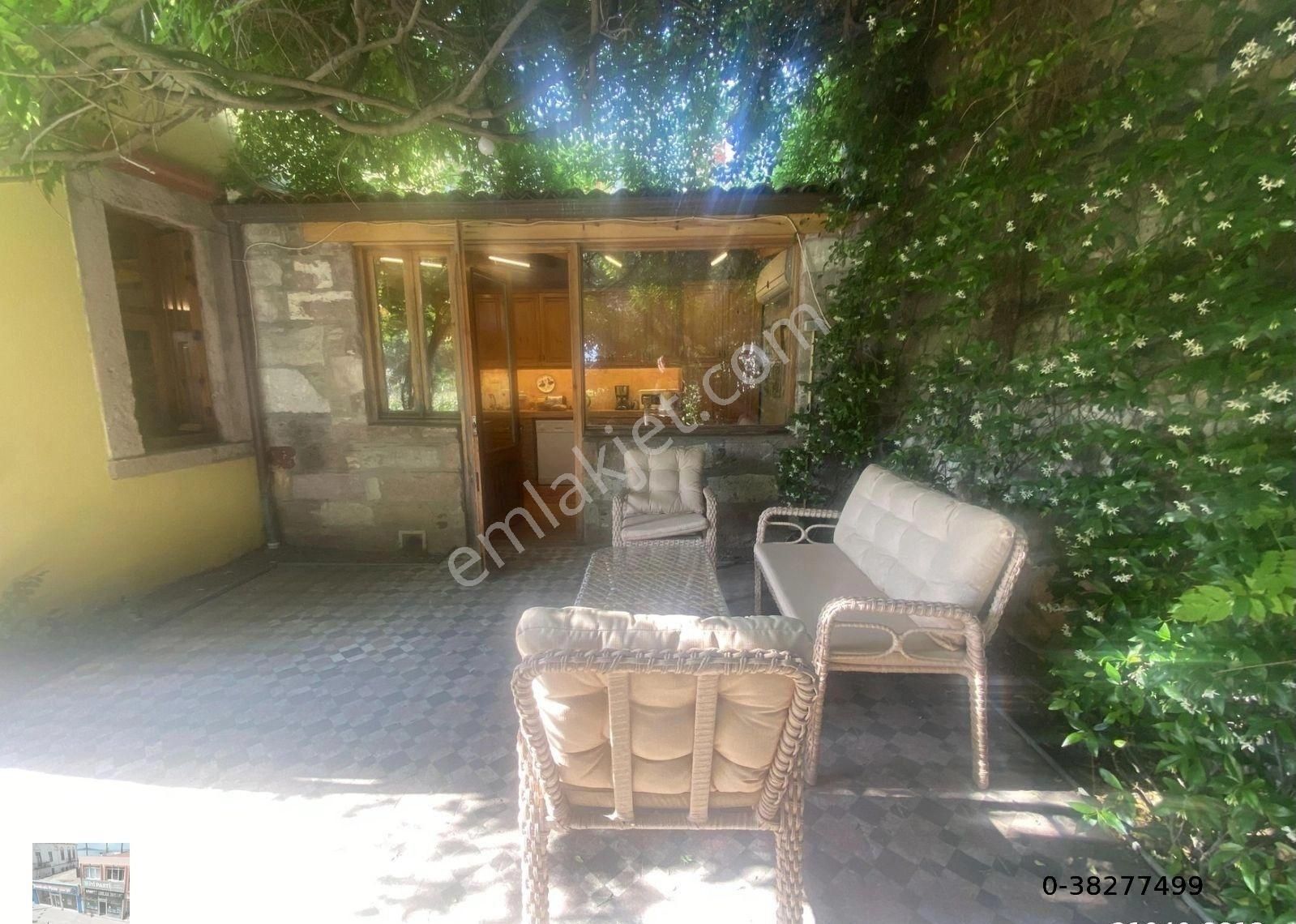 Balıkesir Ayvalık Cunda Da Satılık Mukemmel Taş Ev.geniş Bahceli - Görsel 14