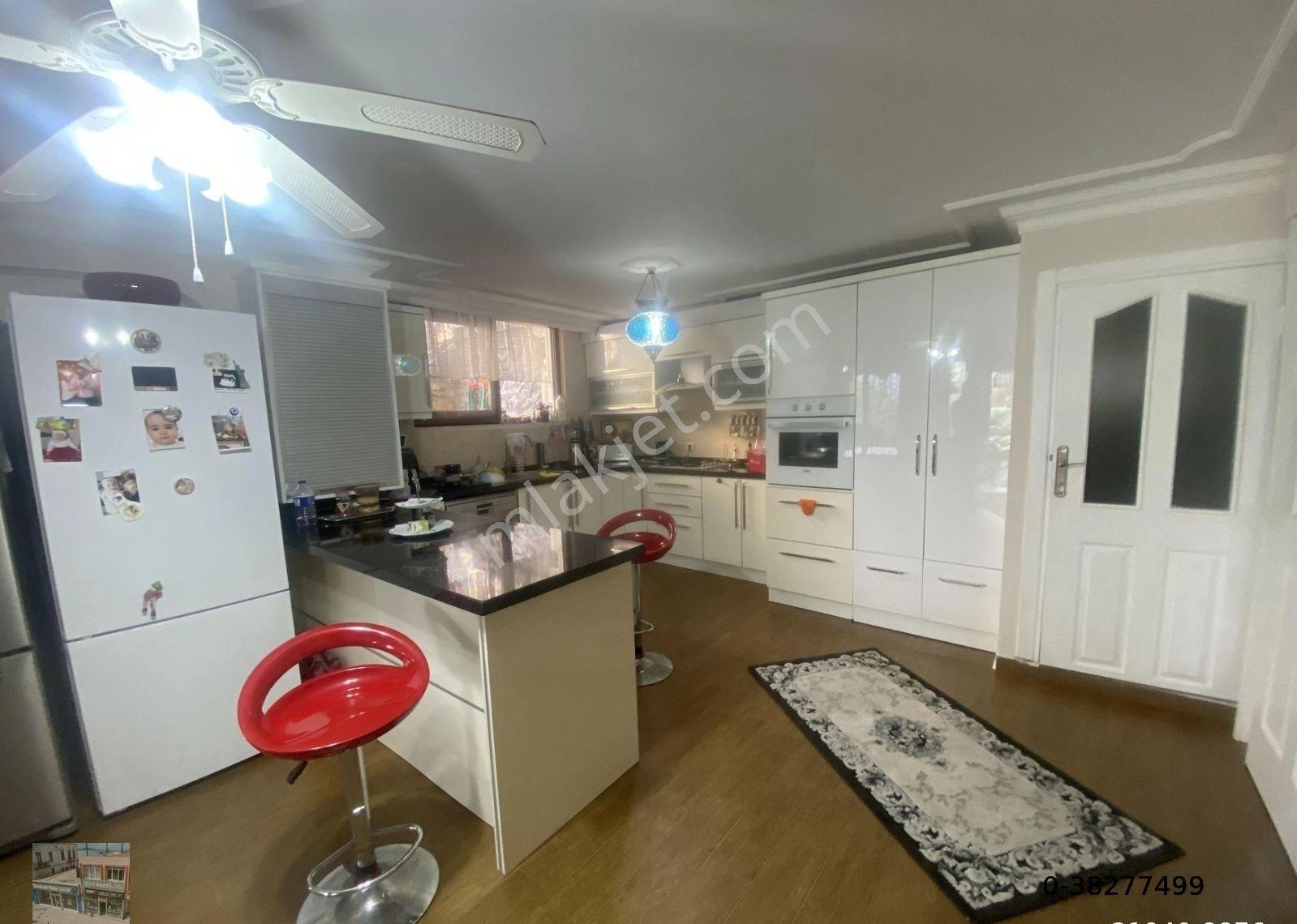 Balıkesir Ayvalık Ta Satılık Villa.denize 80 Metre Mesafededir. - Görsel 13