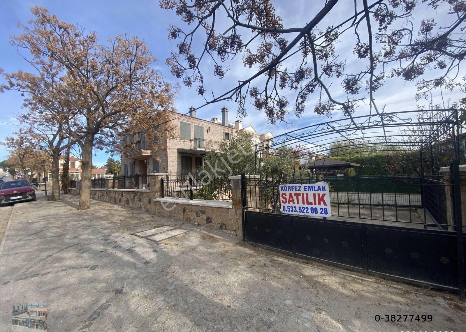 Balıkesir Ayvalık Cunda Da Satılık Muhtesem Ev.taş Bina - Görsel 26