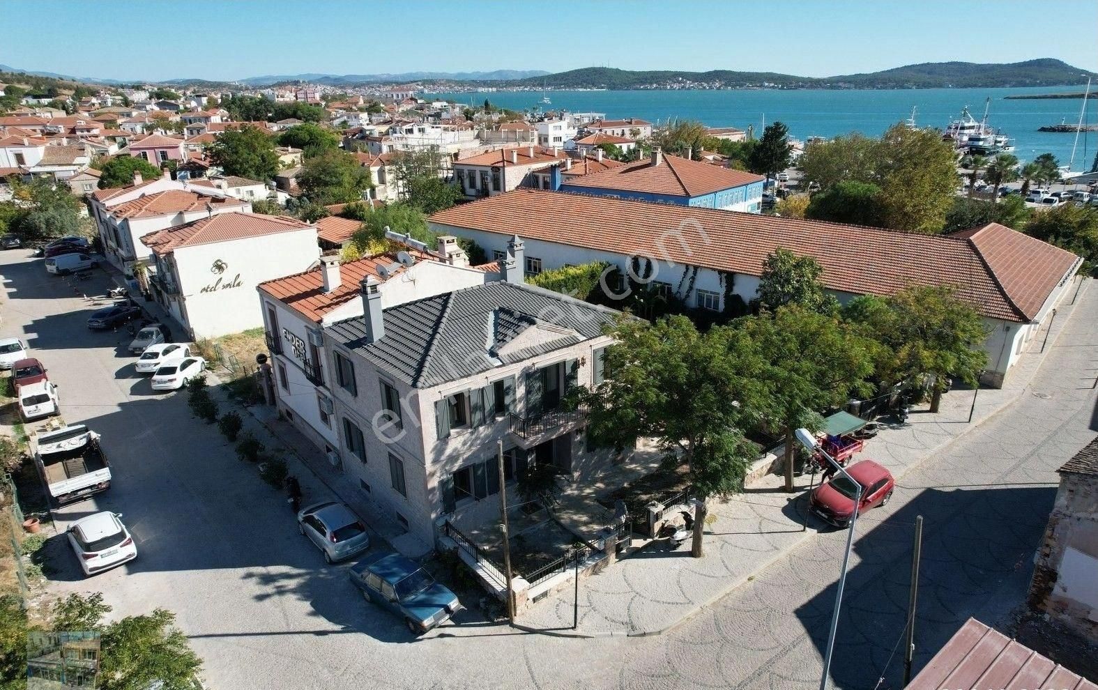 Balıkesir Ayvalık Cunda Da Satılık Muhtesem Ev.taş Bina - Görsel 18