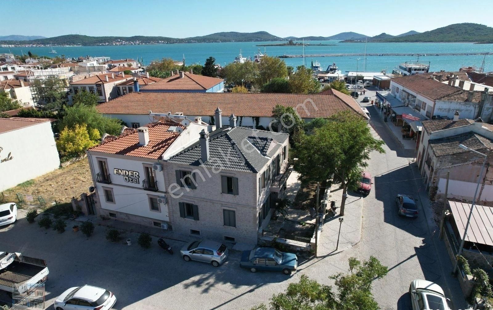 Balıkesir Ayvalık Cunda Da Satılık Muhtesem Ev.taş Bina - Görsel 2