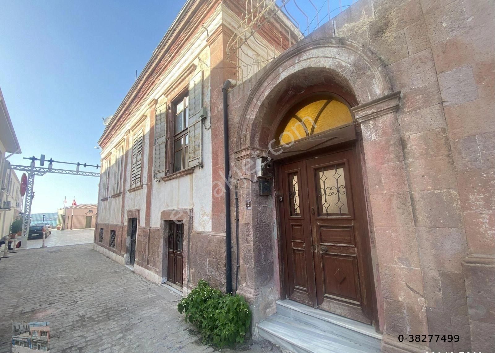 Balıkesir Ayvalık Ta Satılık Merkezde Mustakil Ev.taş Bina. - Görsel 7