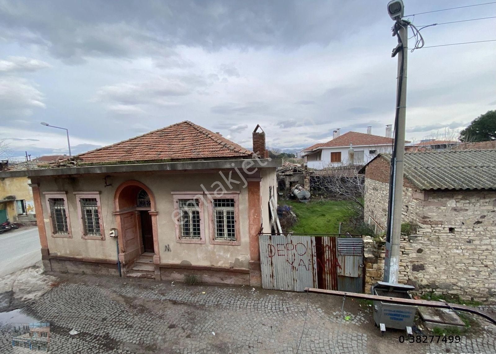 Balıkesir Ayvalık Altınova Da Satılık Mustakil Ev Ve Arsası. - Görsel 12