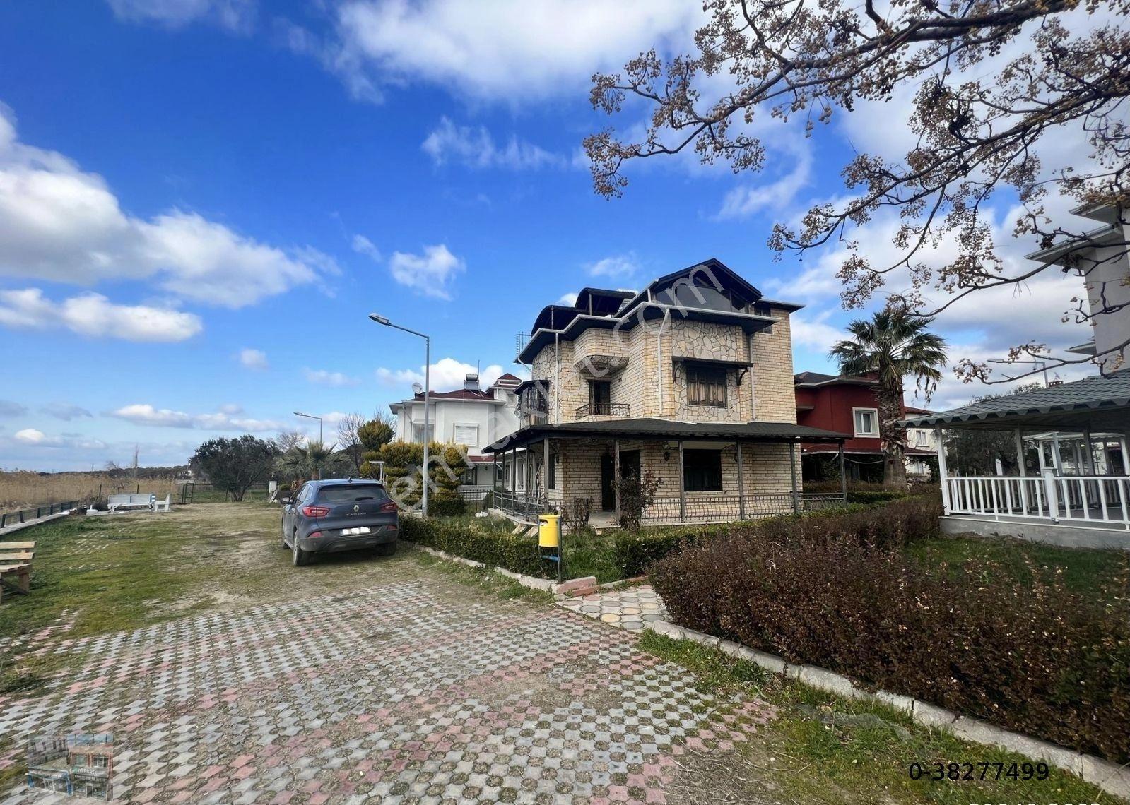 Balıkesir Ayvalık Sarımsaklı Da Satılık Villa.denize Sıfır - Görsel 10