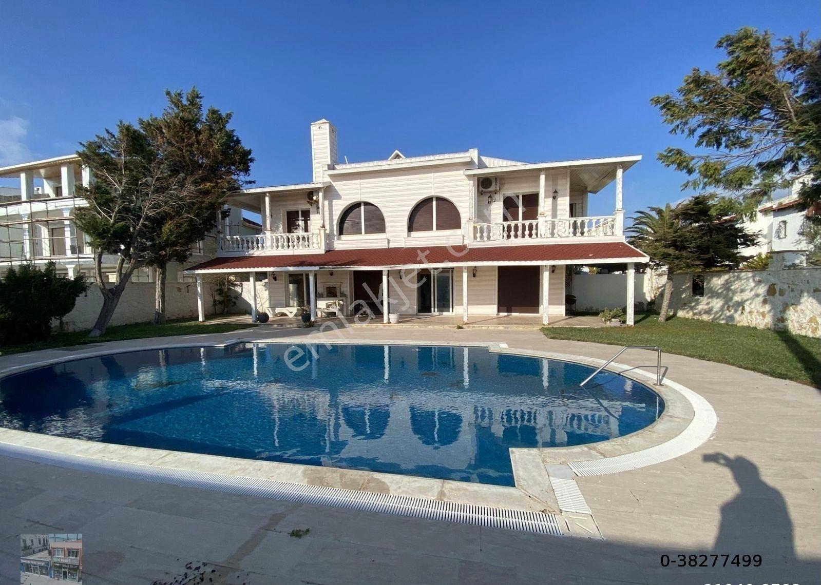 Balıkesir Ayvalık Sarımsaklı Da Satılık Muhtesem Villa.denize Sıfır - Görsel 12