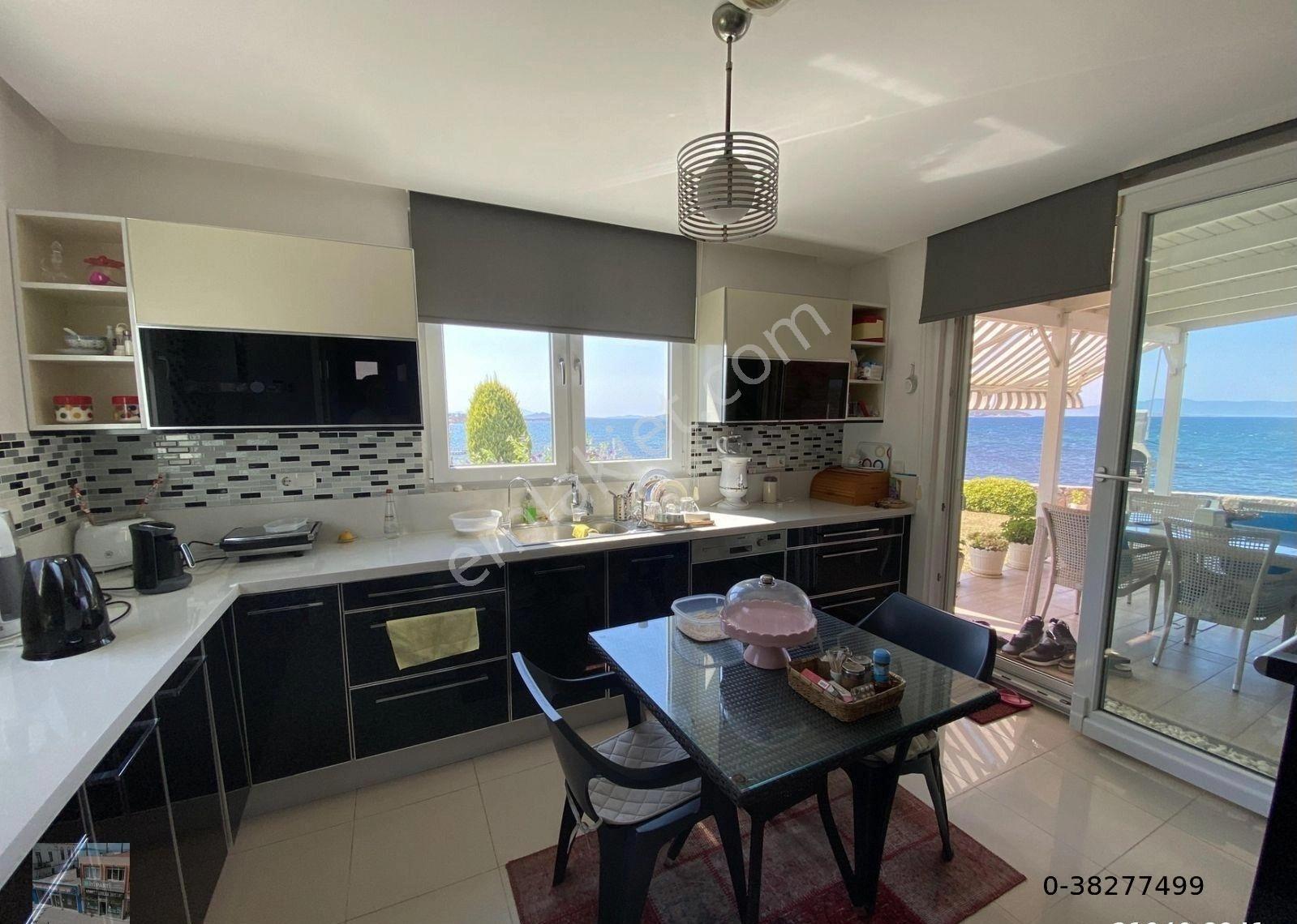 Ayvalık Ta Satılık Villa .denize Sıfır. - Görsel 19