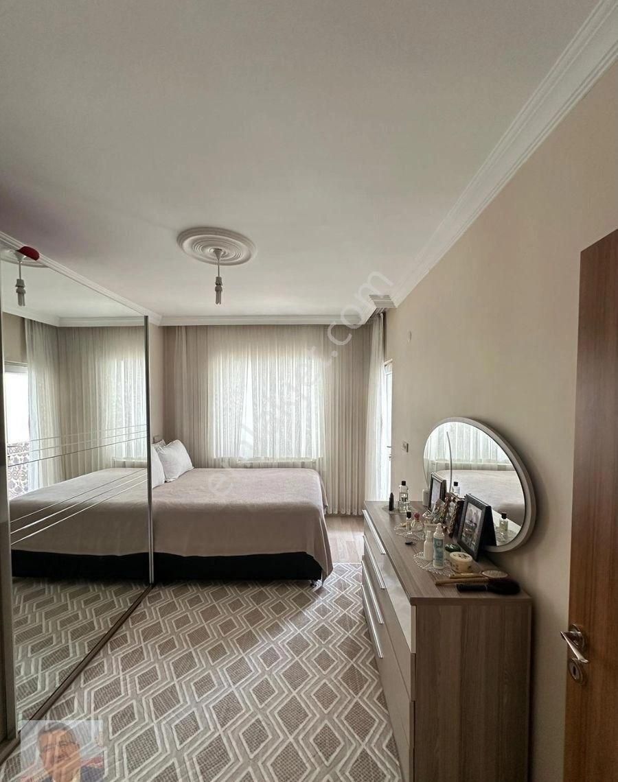 Alipaşa Mahallesinde Güzel Konumda Satılık 2+1 Daire