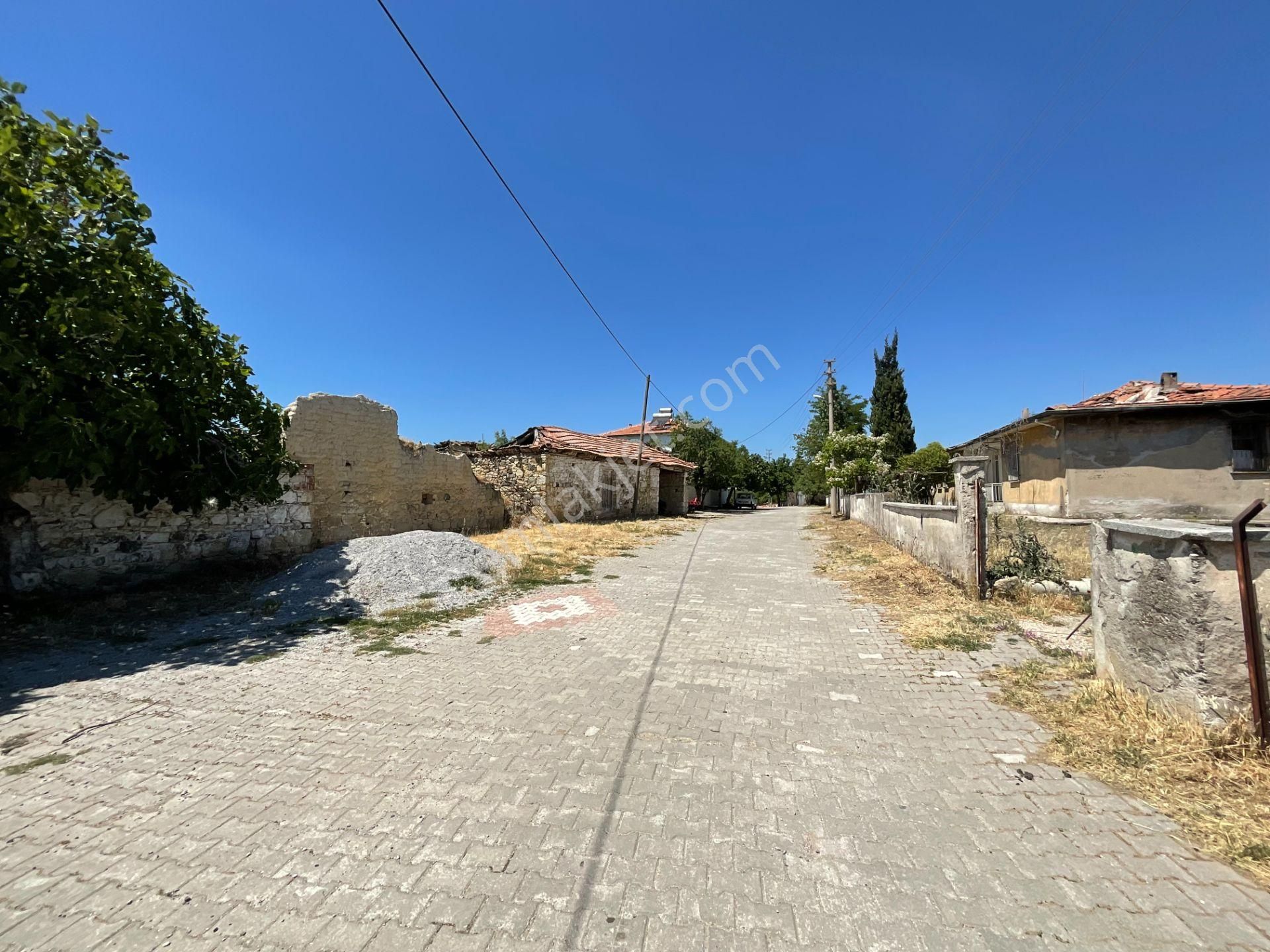 C21 Loca Kırkağaç Alacalar Mah.satılık Mükemmel Ev Ve Arsası - Görsel 7