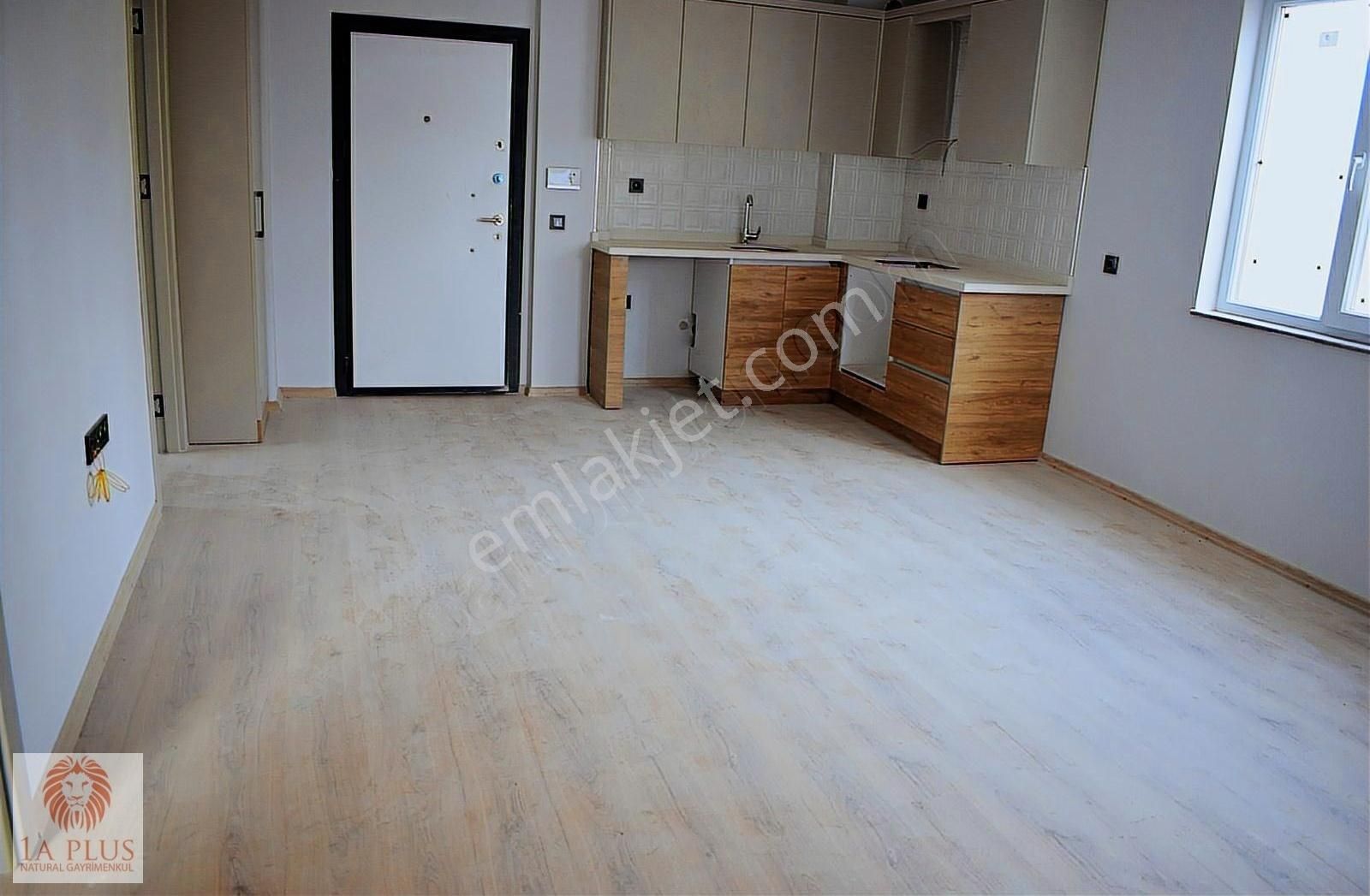 Muratpaşa Yüksekalanda Şehir M Takasa Açık 2+1 Satılık Daire